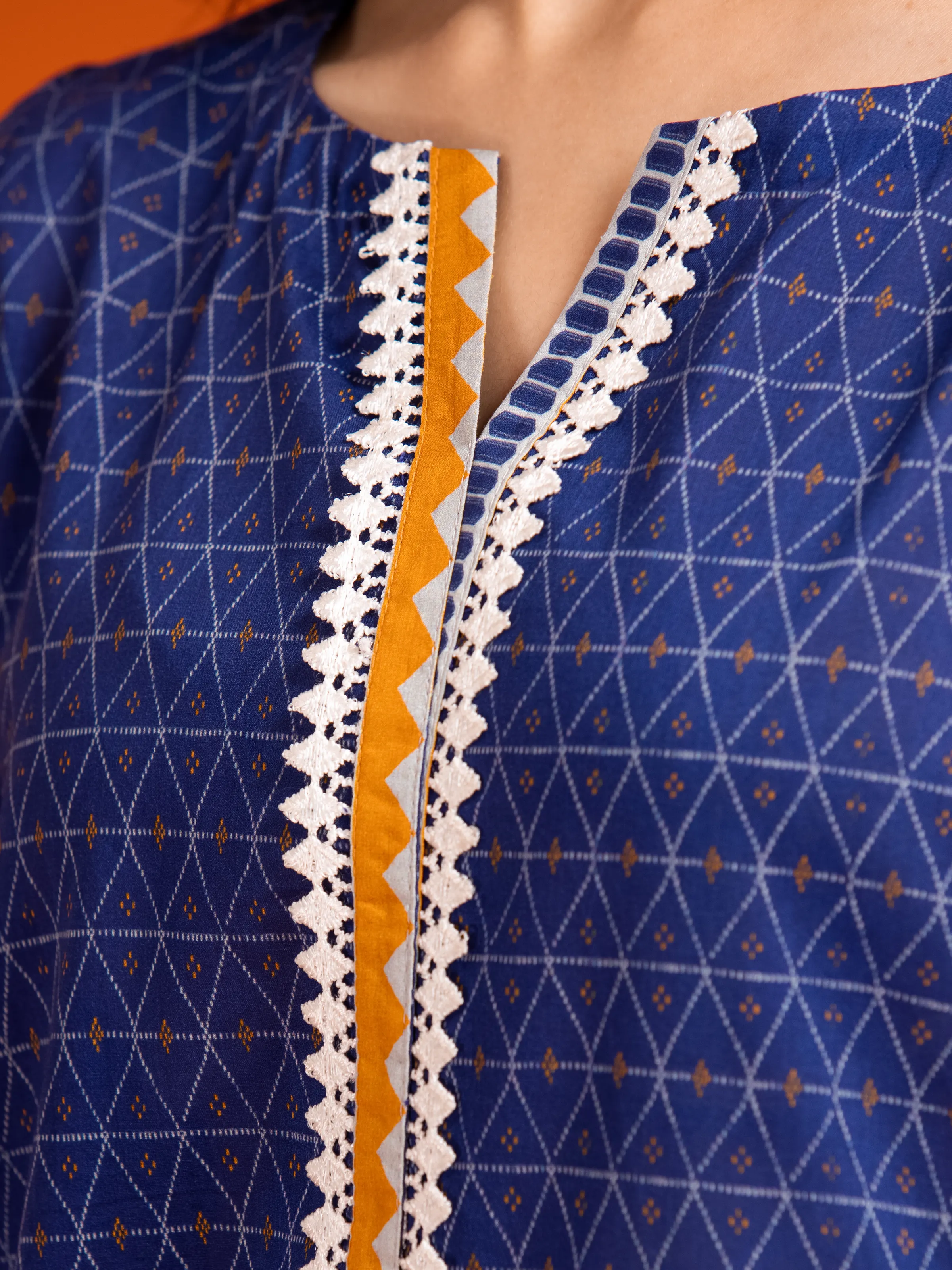 Unstitched Printed Cambric Suit - EWU24A2-27010-3P - Image 4
