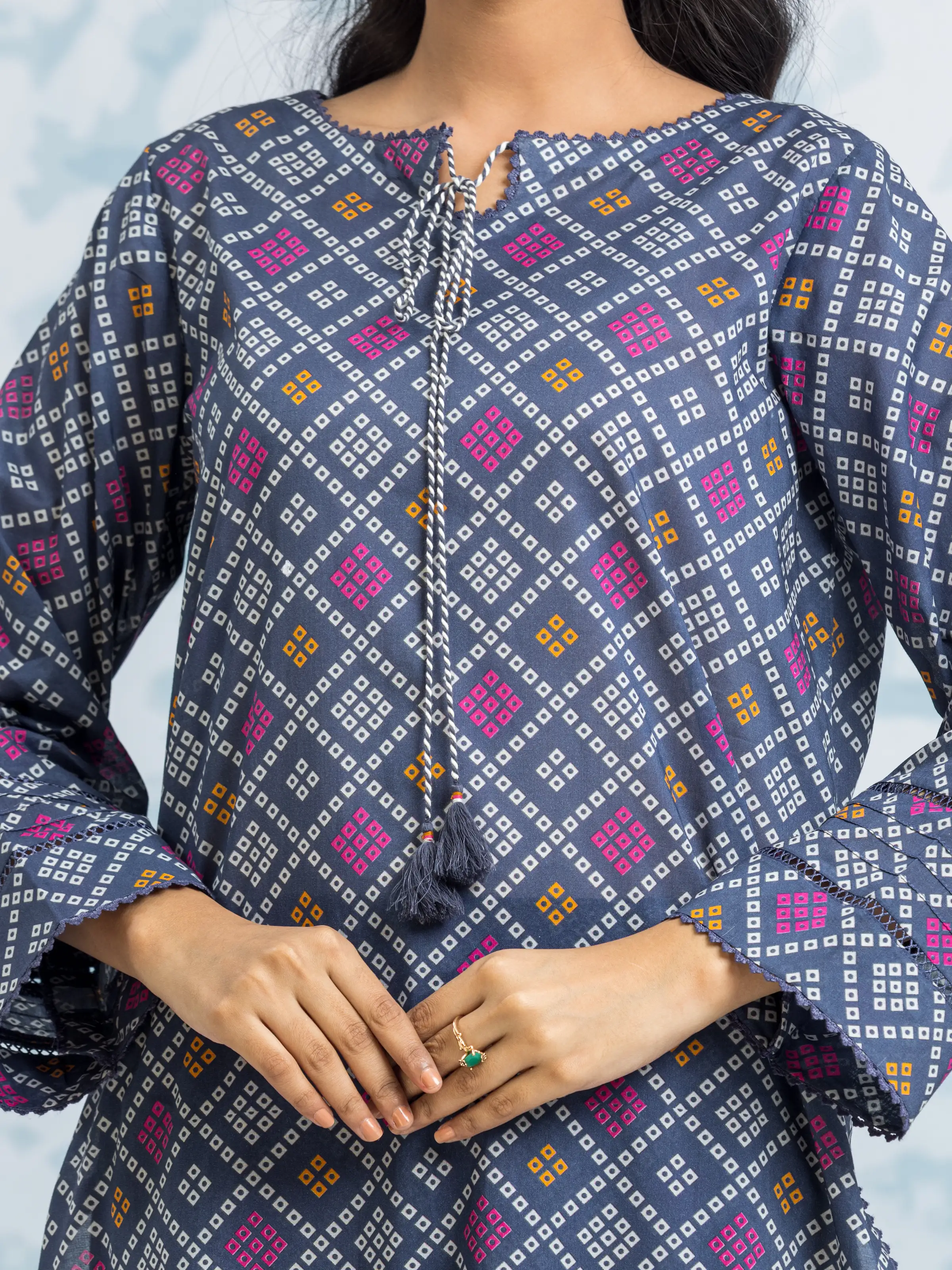 Unstitched Printed Khaddar Suit - EWU24A3-29321-3P - Image 3