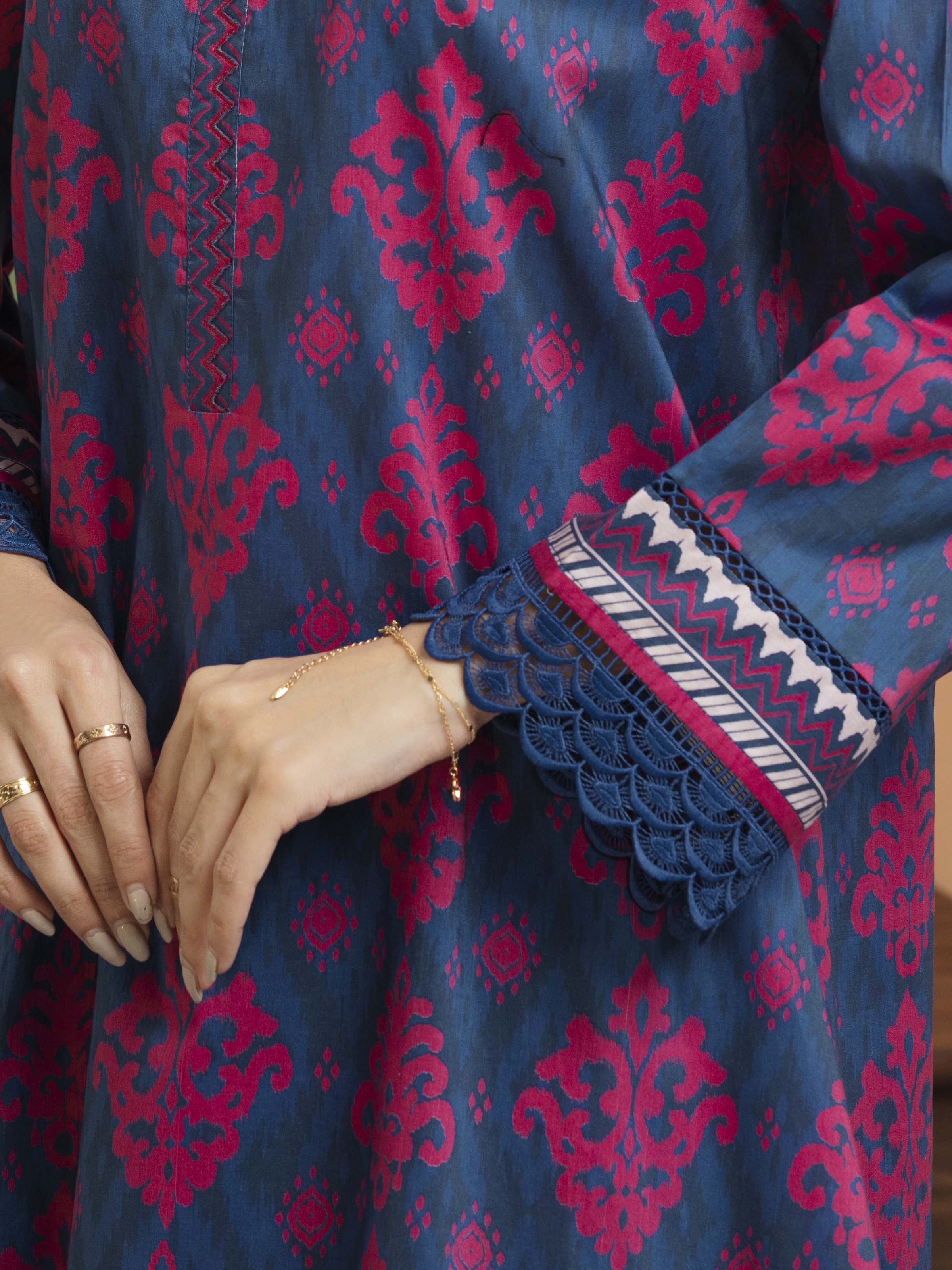 Unstitched Printed Khaddar Suit - EWU5A3-36115-3P - Image 3