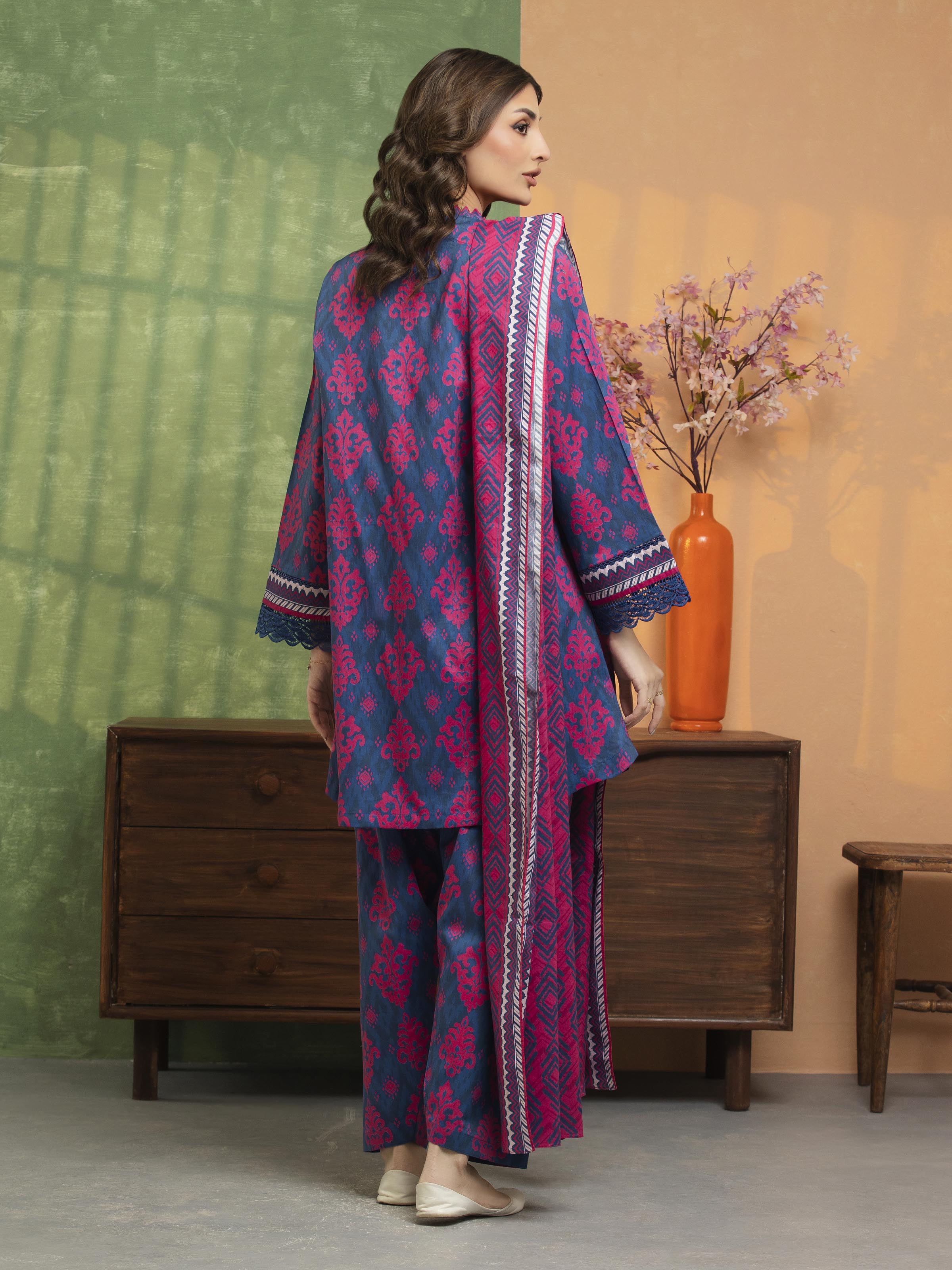 Unstitched Printed Khaddar Suit - EWU5A3-36115-3P - Image 6