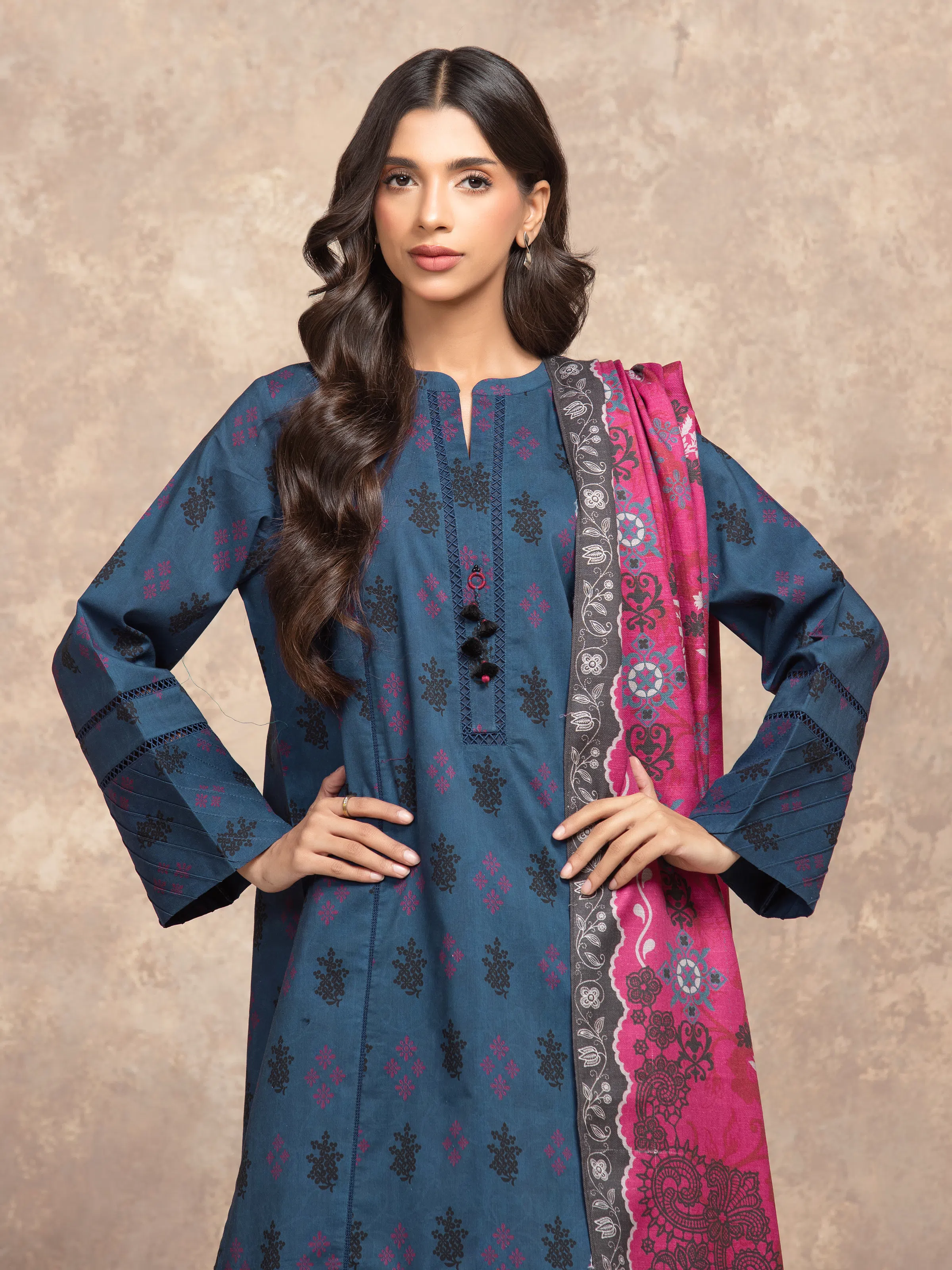 Unstitched Printed Khaddar Suit - EWU5M3-031-3P - Image 2