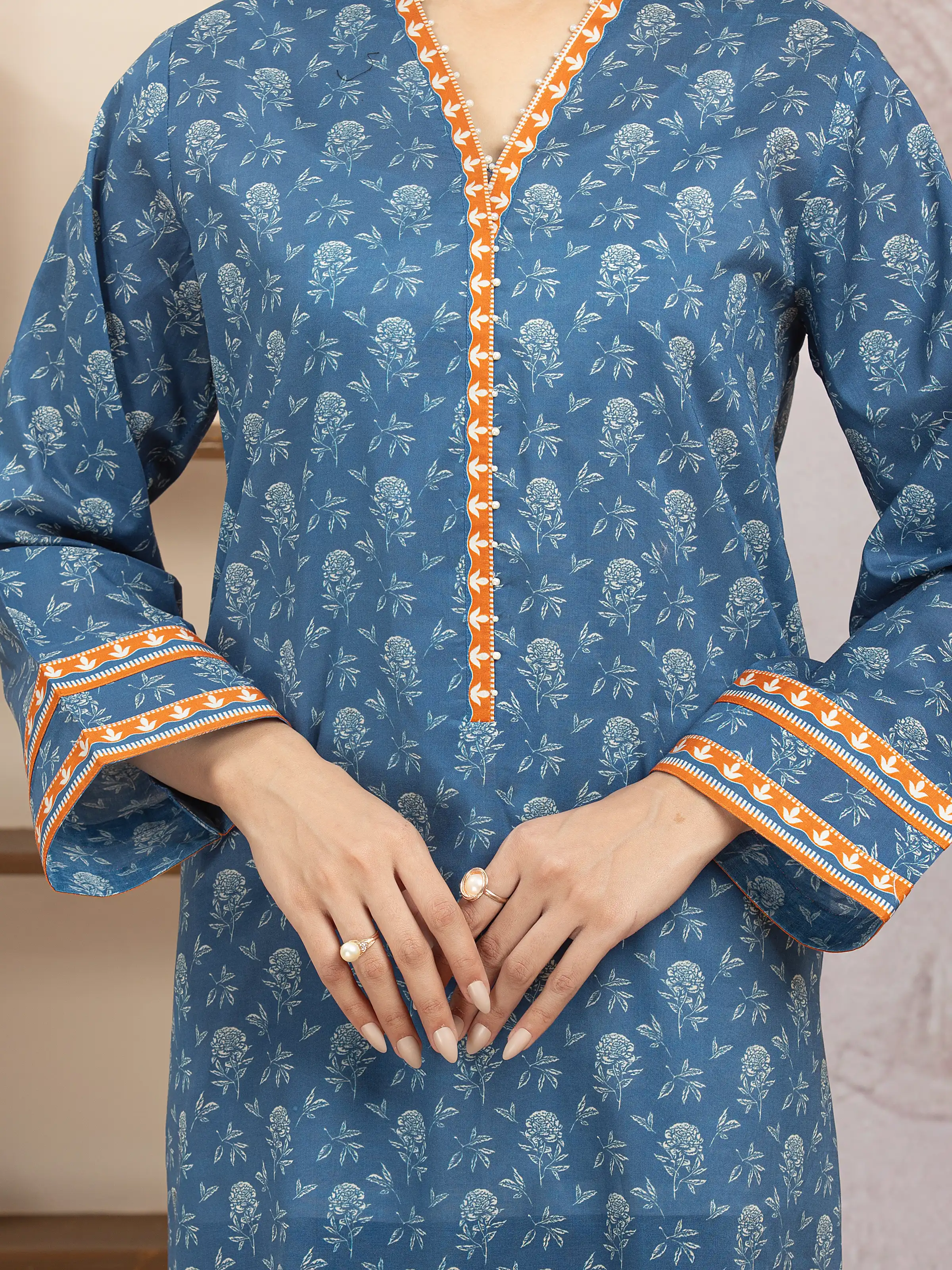 Unstitched Printed Lawn Suit - EWU5A1-35026-3P - Image 3