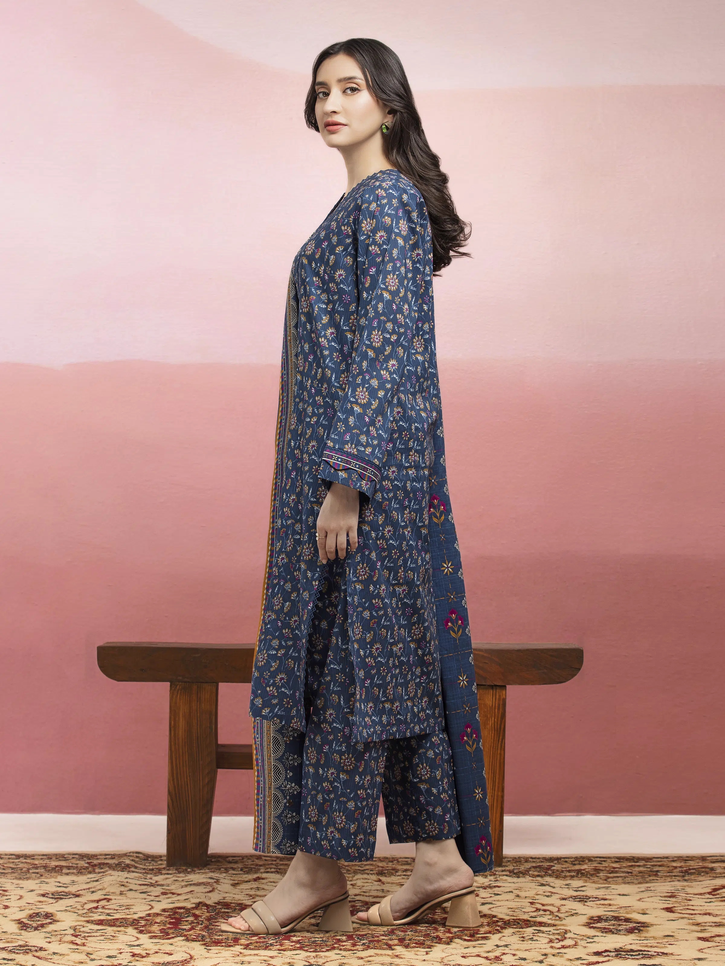 Unstitched Printed Lawn Suit - EWU5A1-35085-3P - Image 3