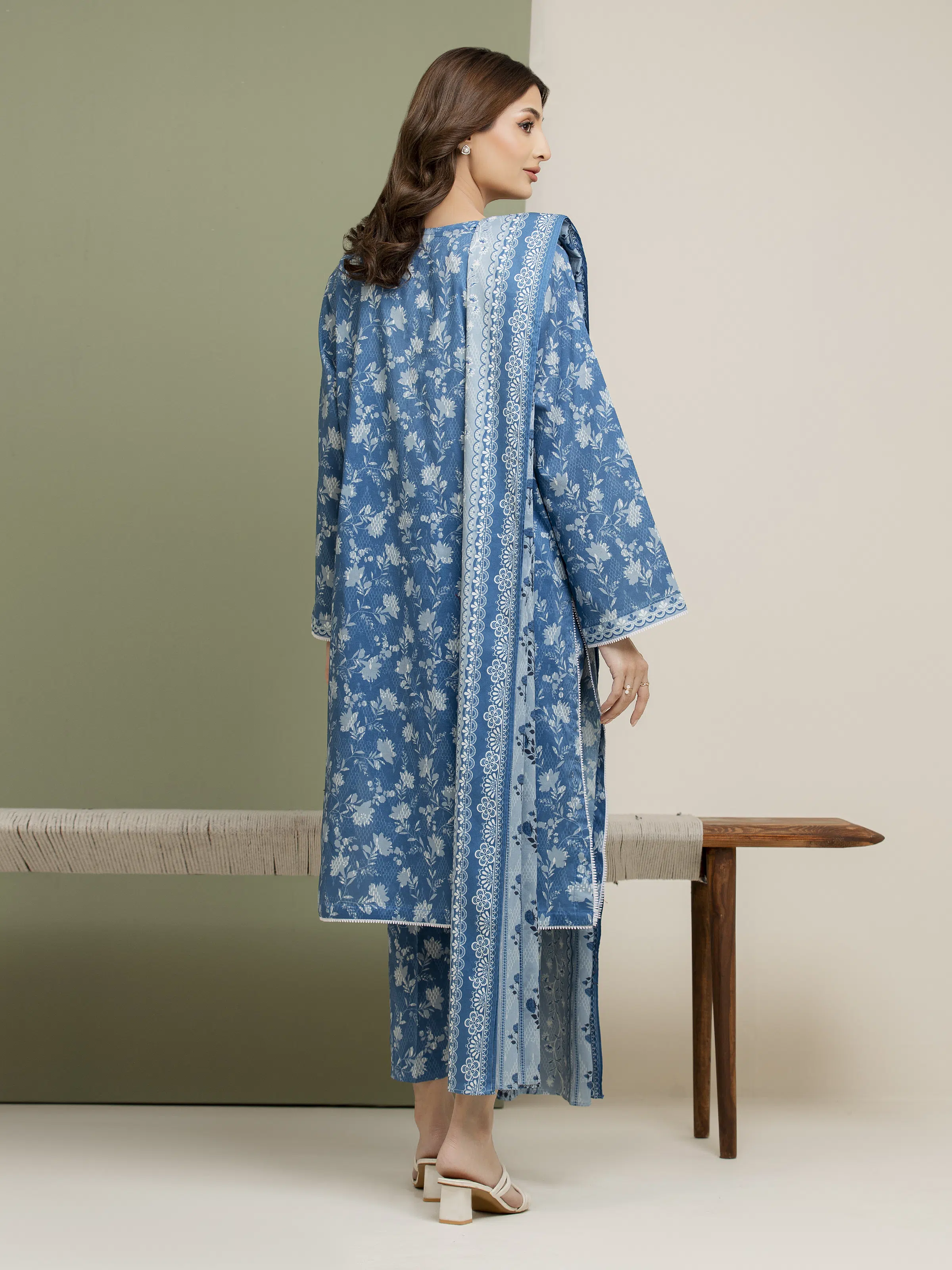 Unstitched Printed Lawn Suit - EWU5A1-35088-3P - Image 2