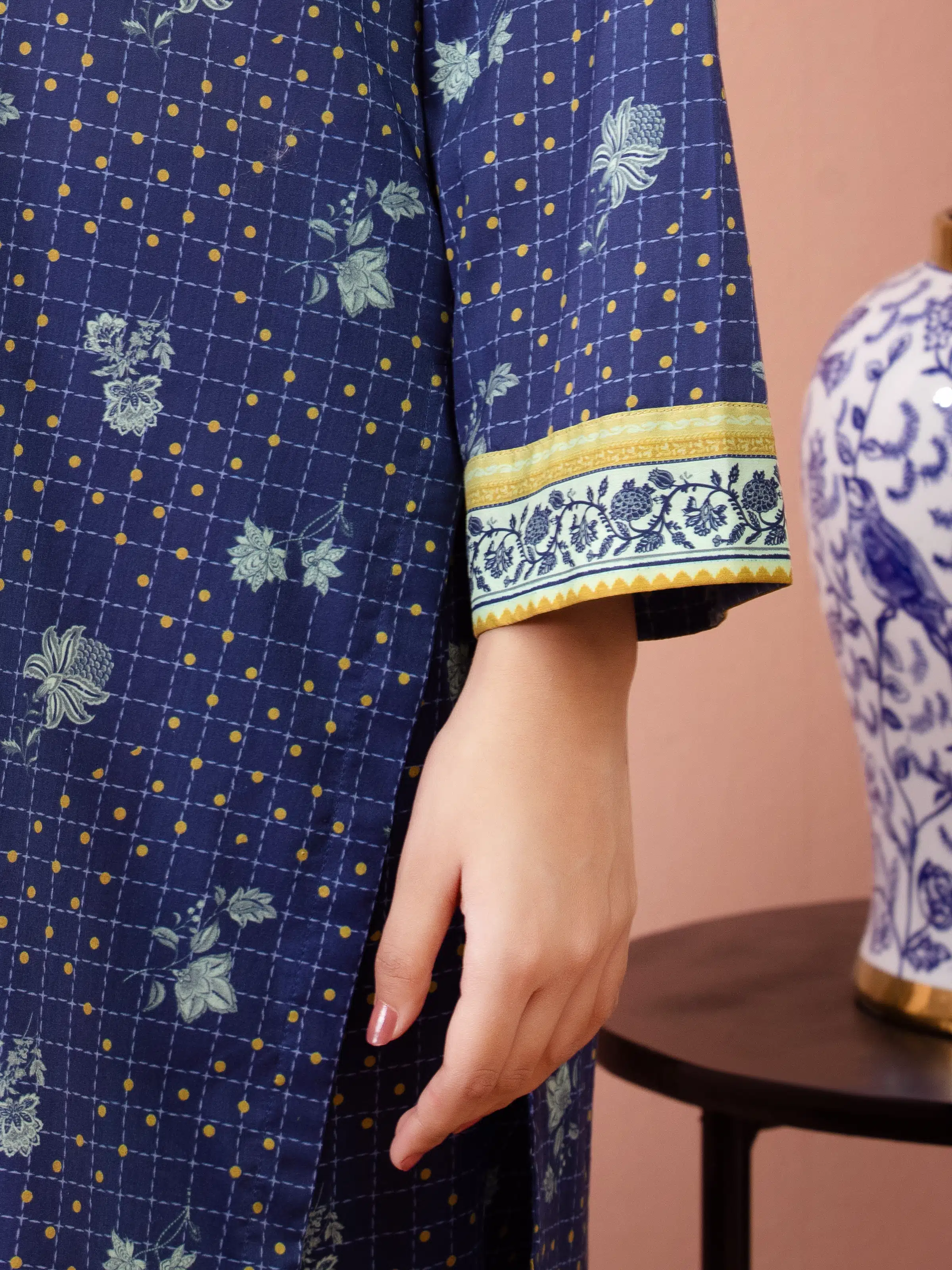 Unstitched Printed Lawn Suit - EWU5A1-35238-3P - Image 4