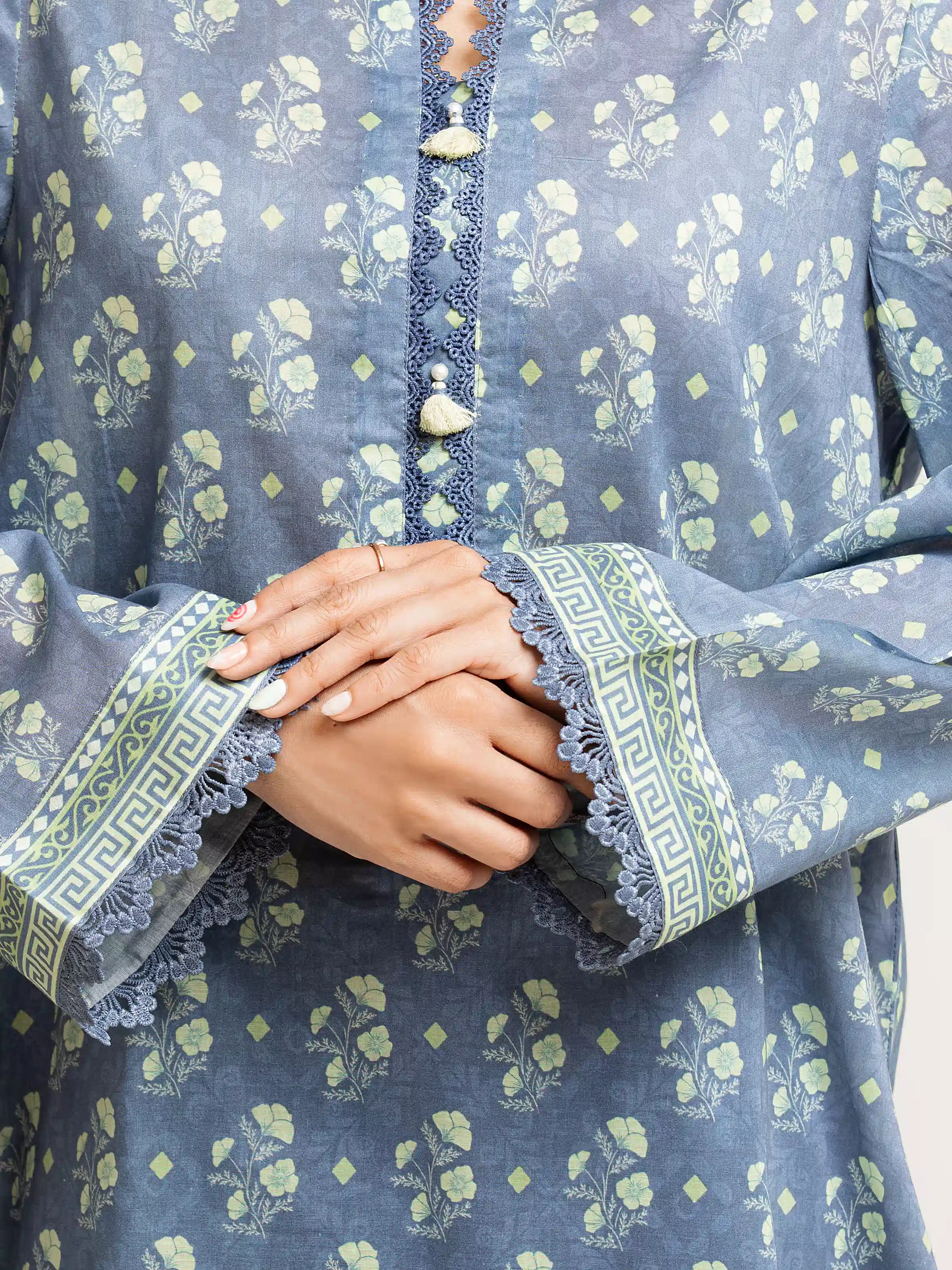 Unstitched Printed Lawn Suit - EWU6A1-36544-3P - Image 3