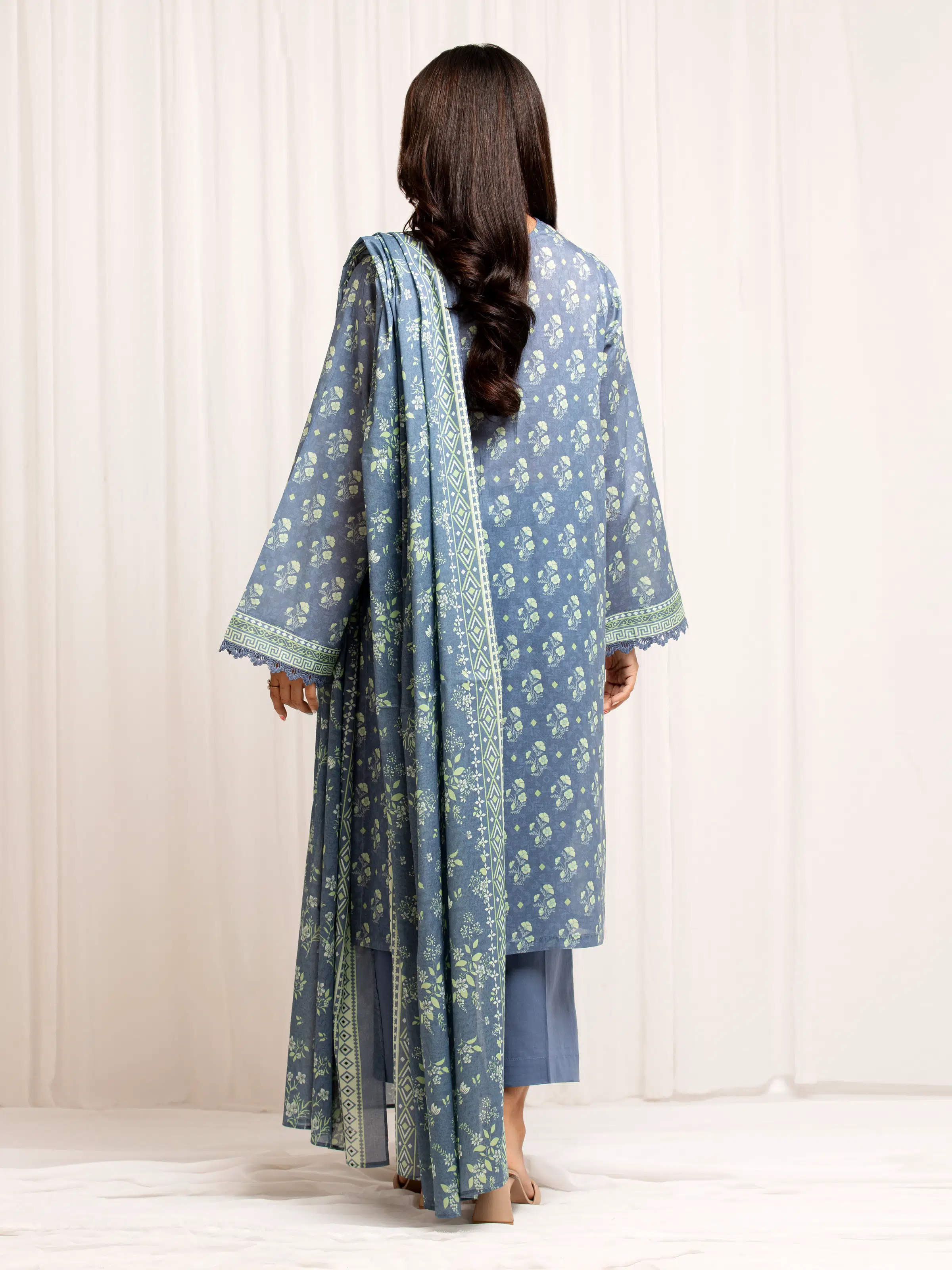 Unstitched Printed Lawn Suit - EWU6A1-36544-3P - Image 5