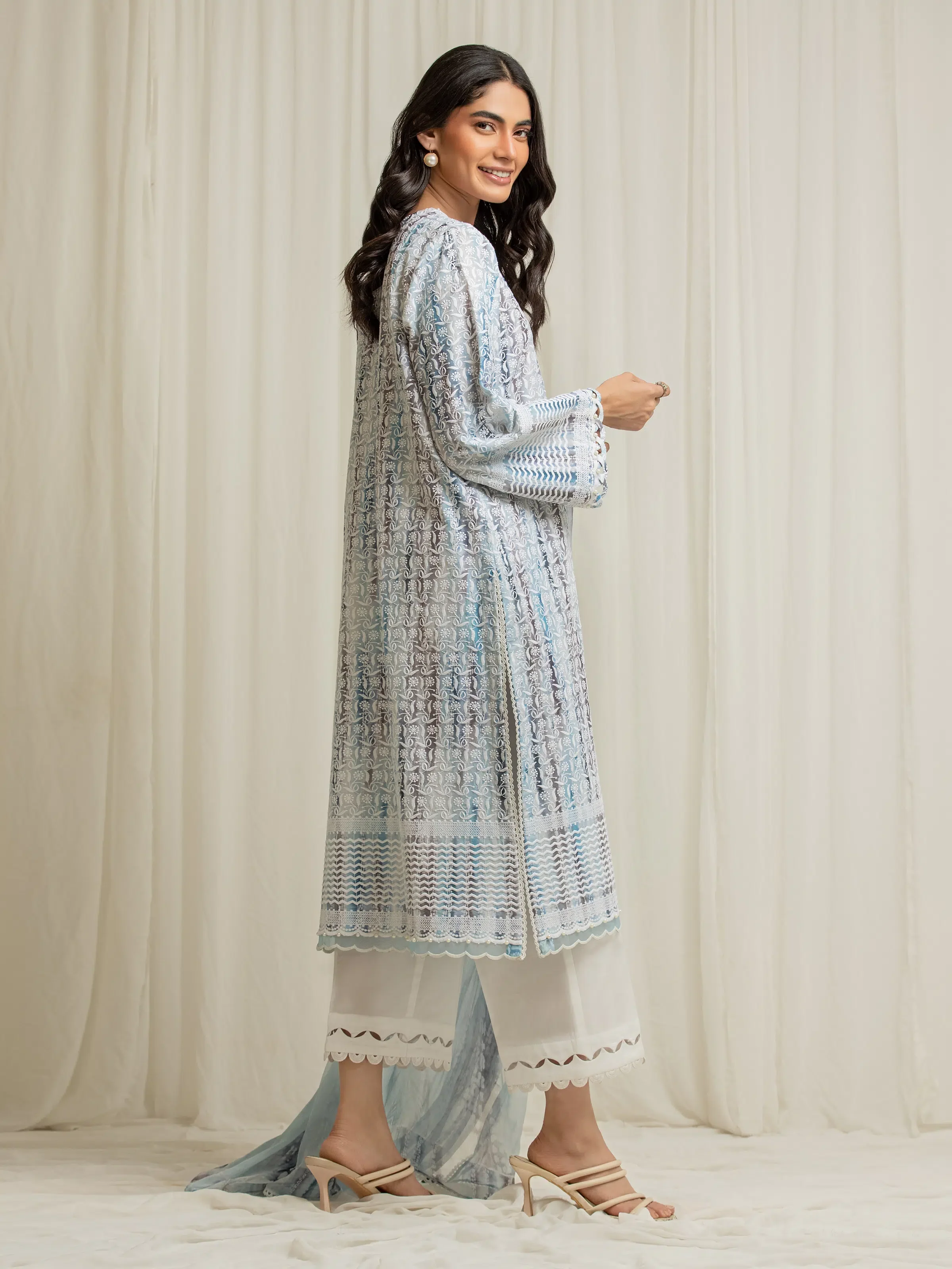 Unstitched Embroidered Cambric Suit - EWU6V2-33505-3P - Image 5