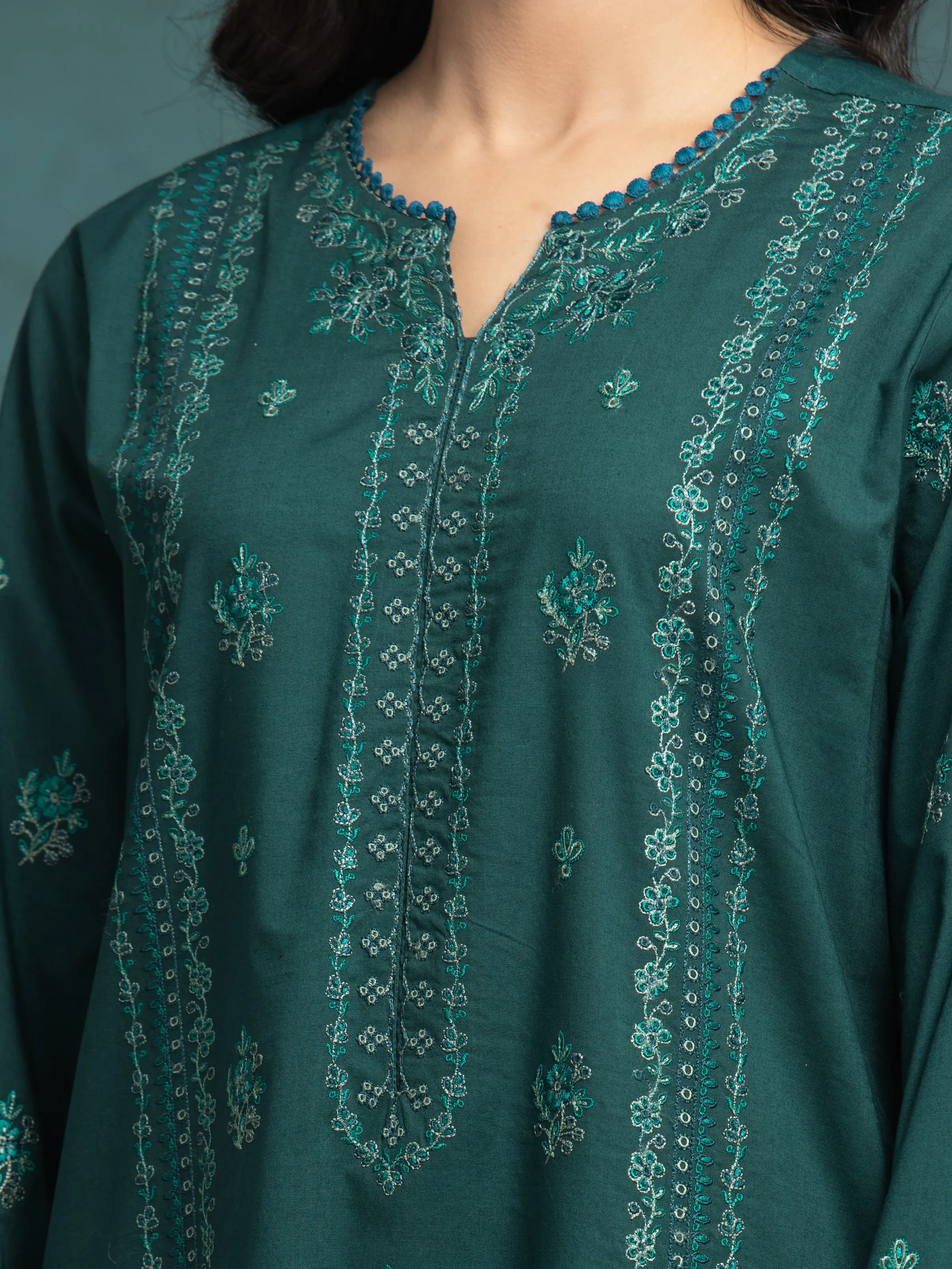 Unstitched Embroidered Cambric Suit - EWU24V2-31008-3P - Image 4