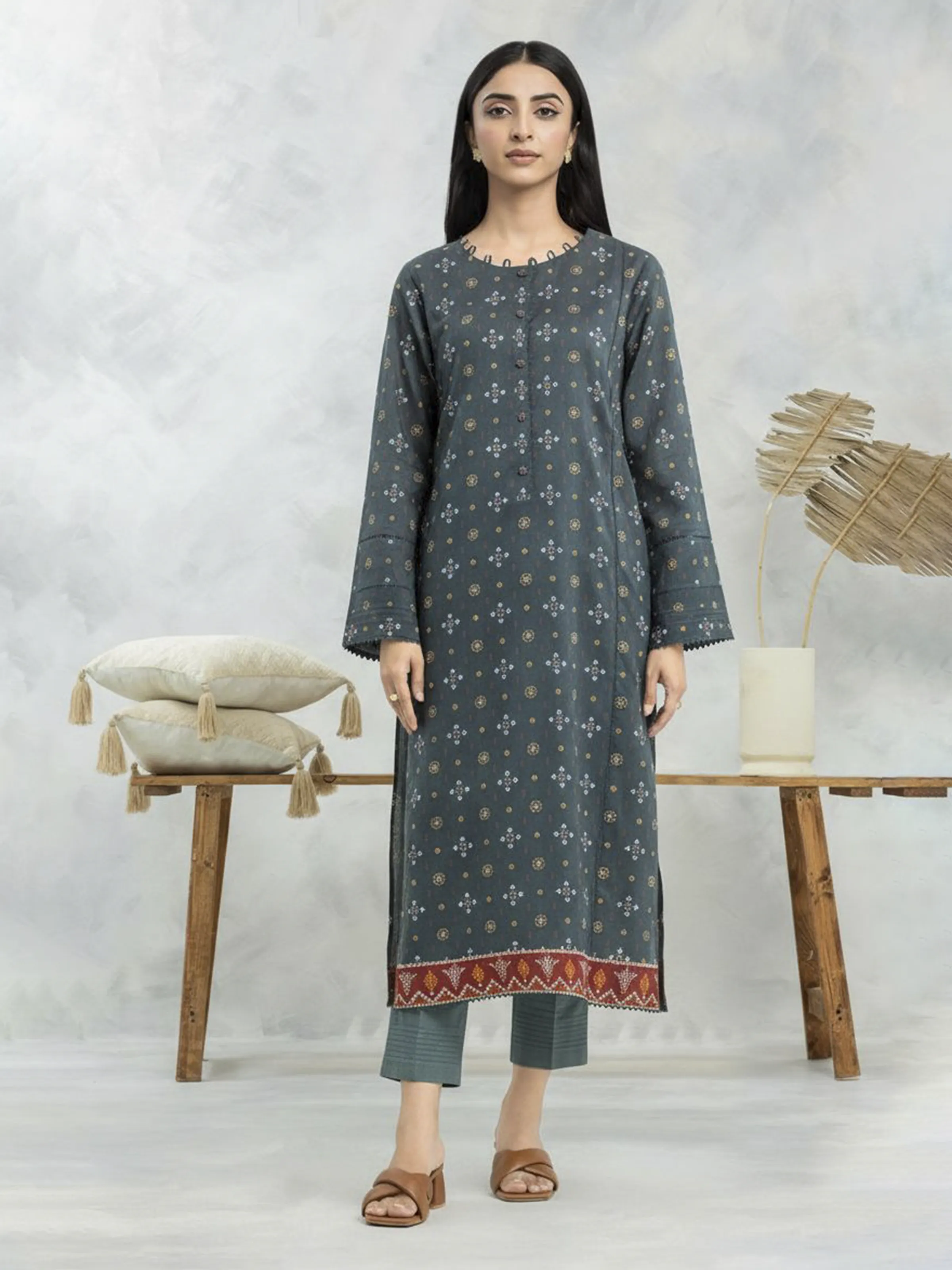 Unstitched Printed Khaddar Shirt - EWU24A3-29319S