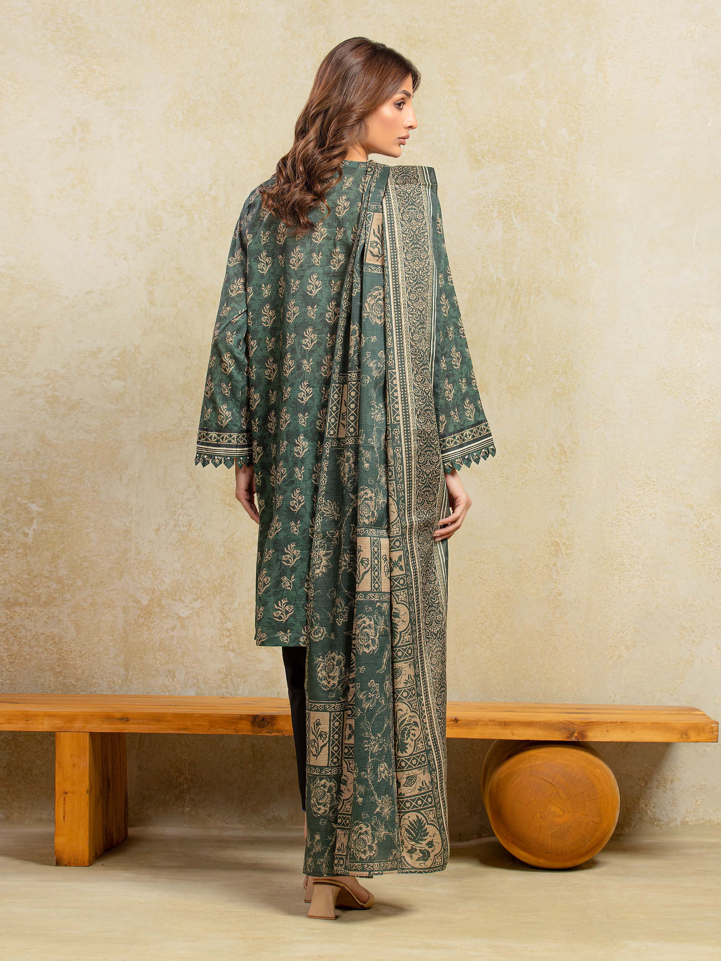 Unstitched Printed Khaddar Suit - EWU5A3-36096-3P - Image 6