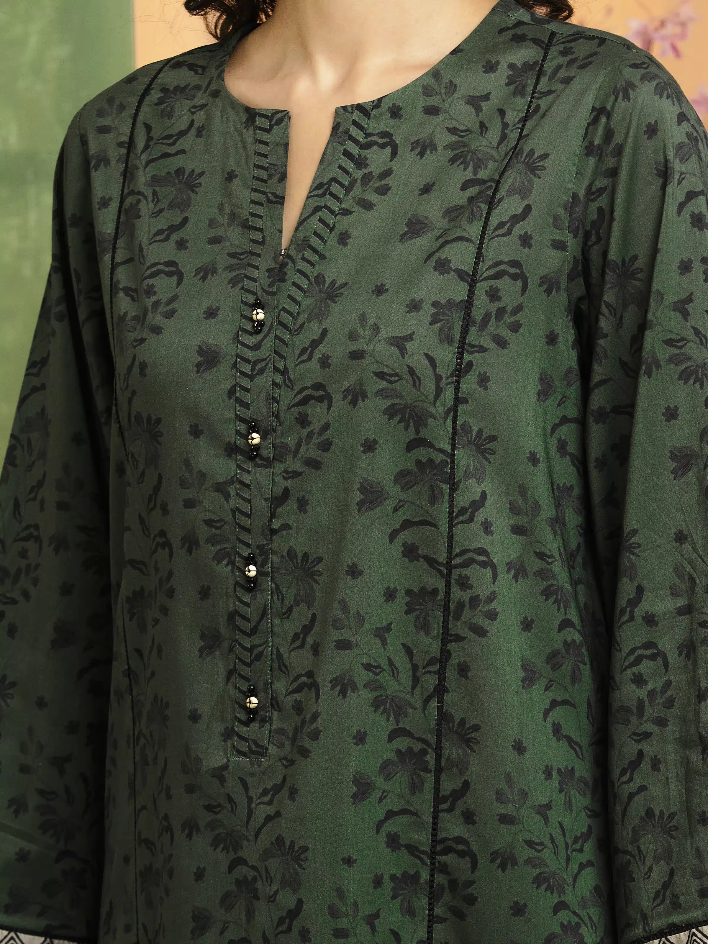 Unstitched Printed Lawn Suit - EWU5A1-35185-3P - Image 2