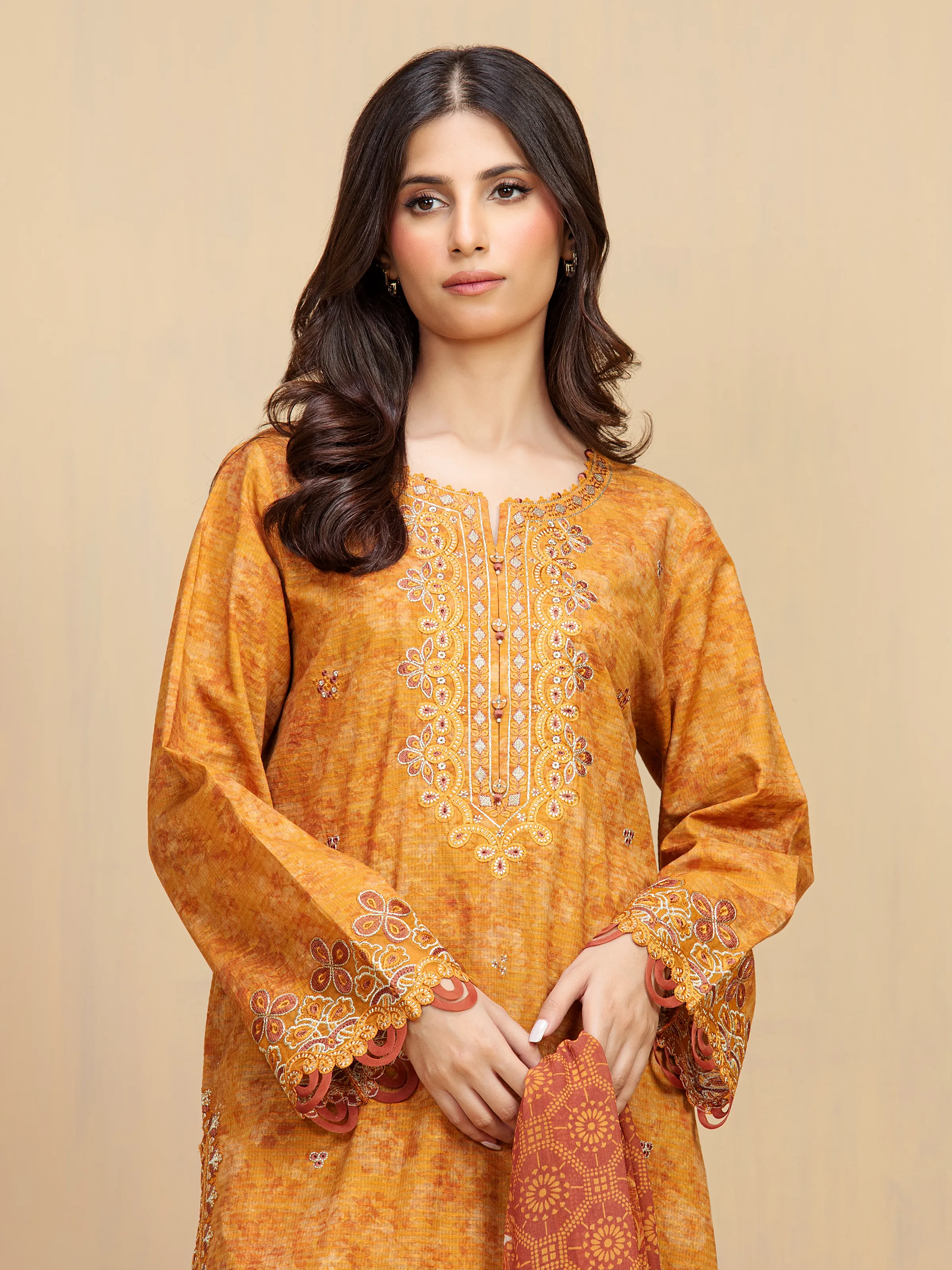 Unstitched Embroidered Lawn Suit - EWU5V1-31902-3P - Image 2