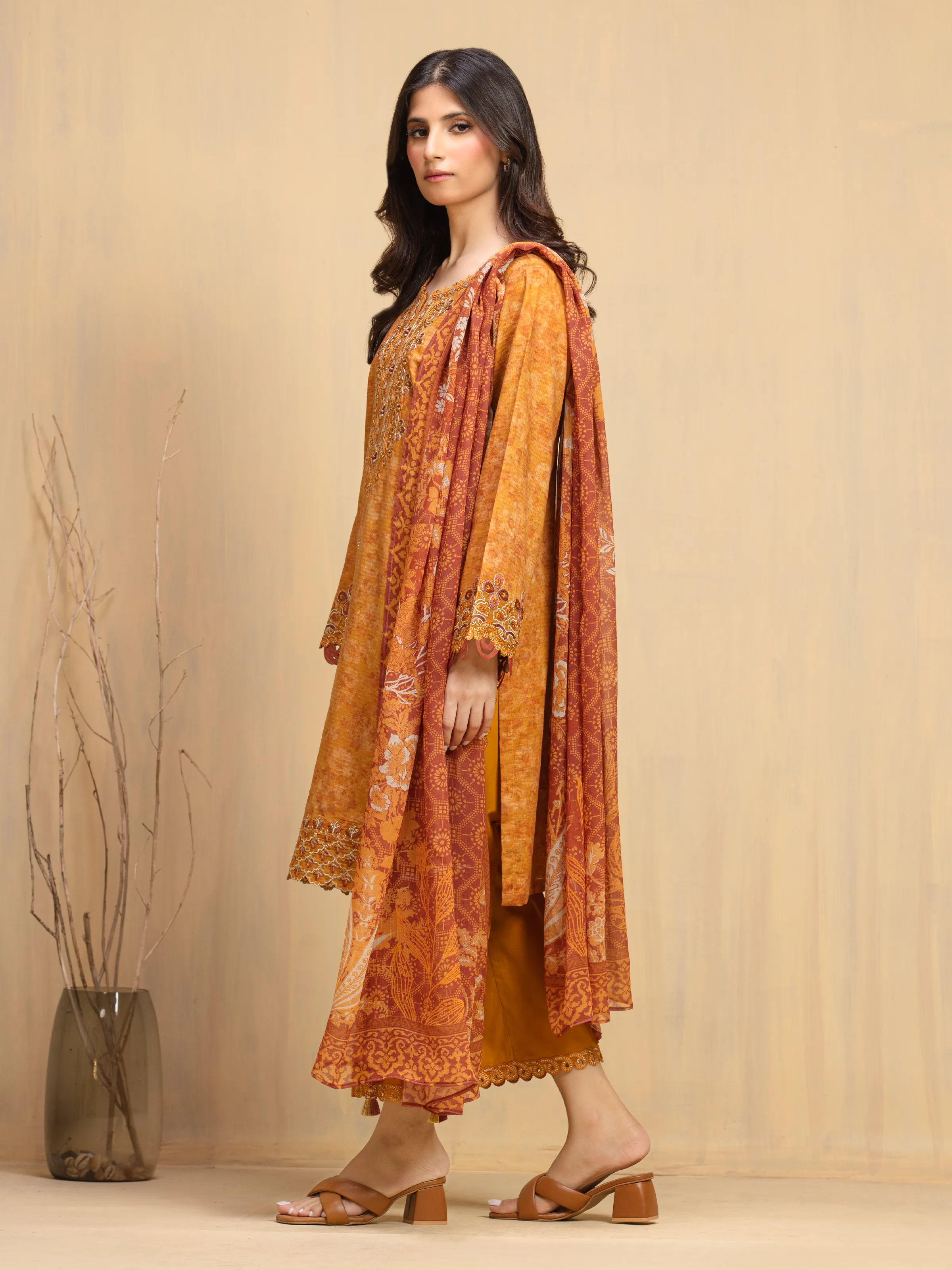 Unstitched Embroidered Lawn Suit - EWU5V1-31902-3P - Image 5