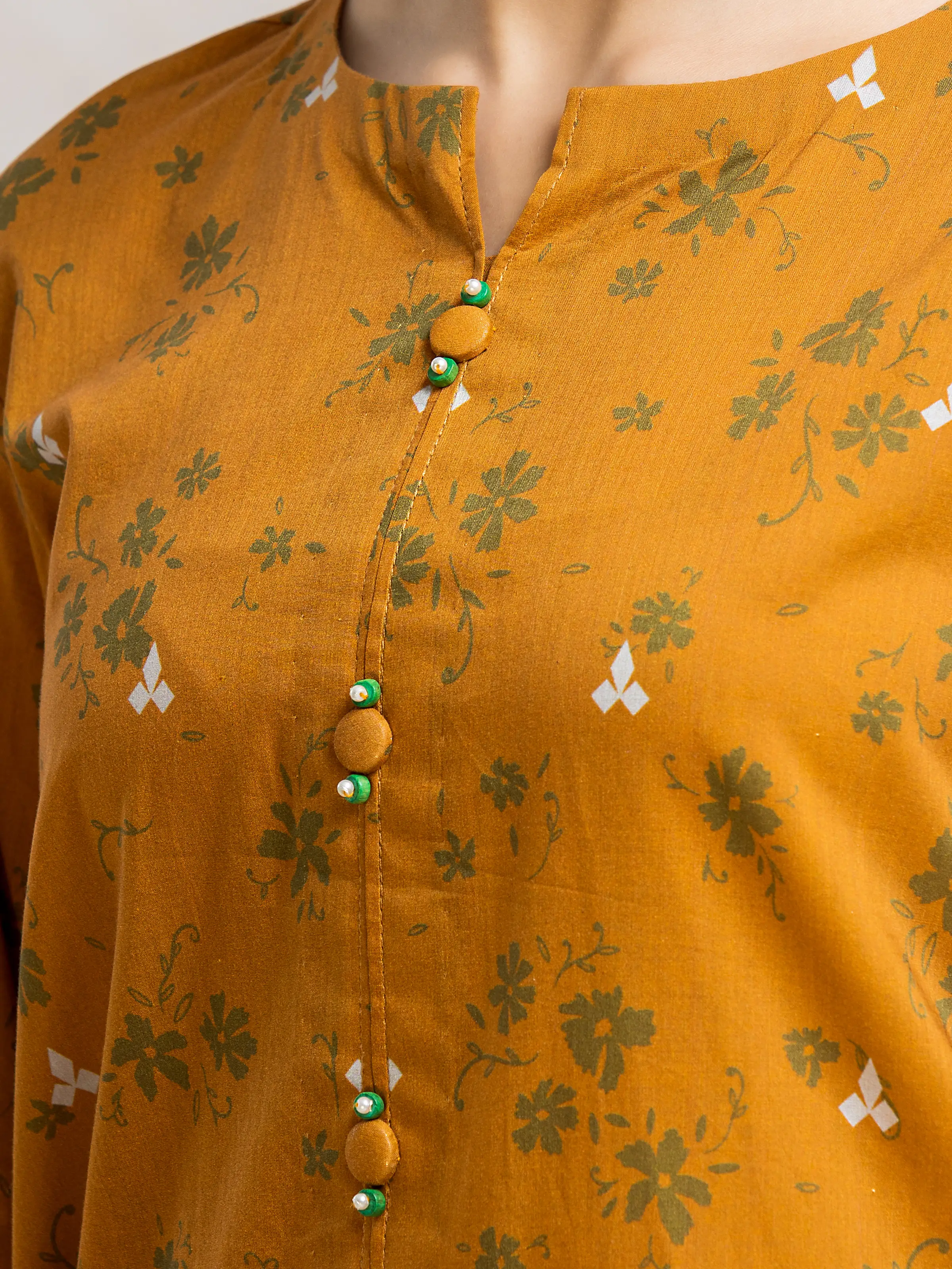 Unstitched Printed Khaddar Suit - EWU24A3-28179-3P - Image 4