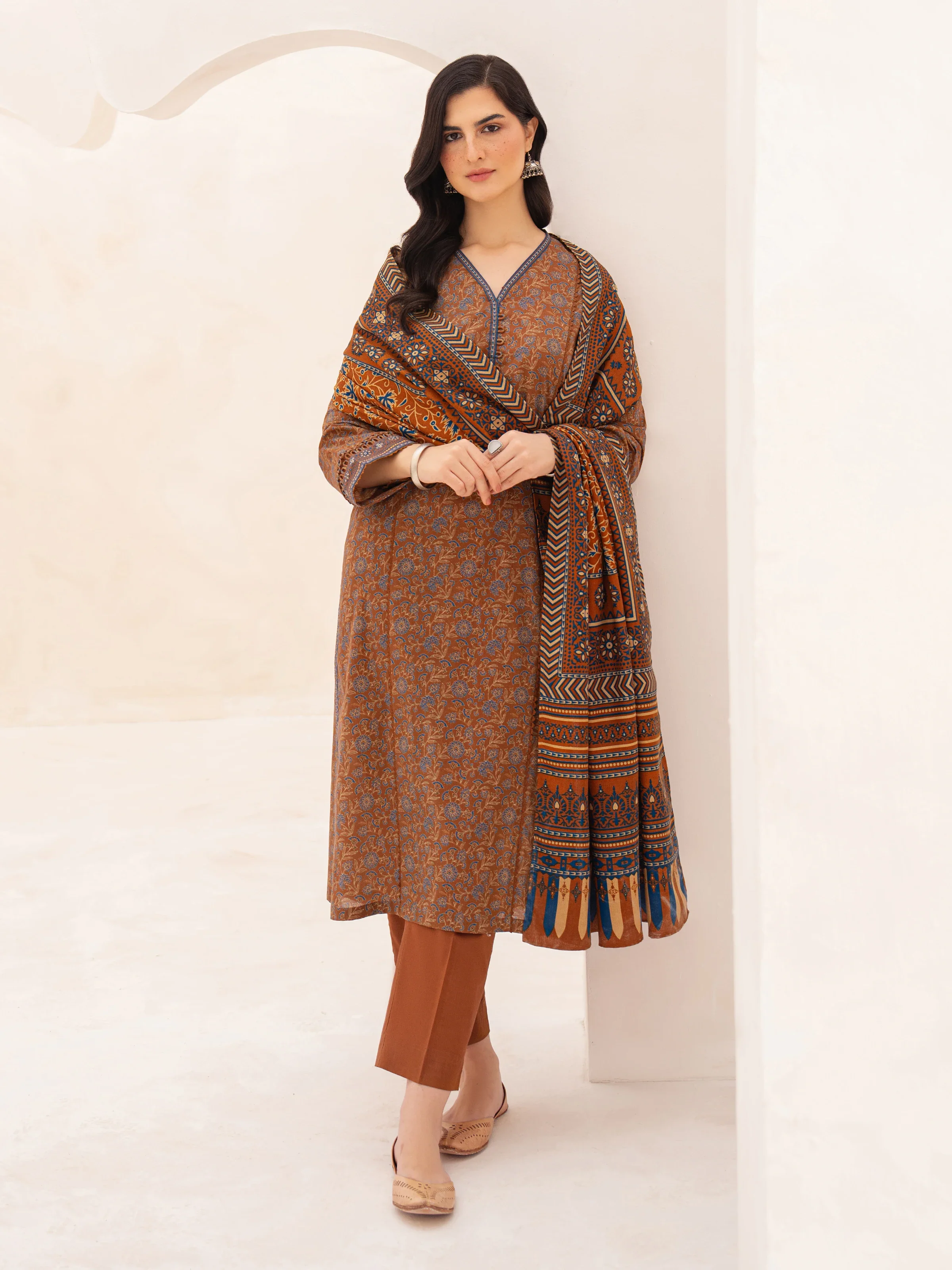 Unstitched Printed Khaddar Suit - EWU24M3-099 - Image 2