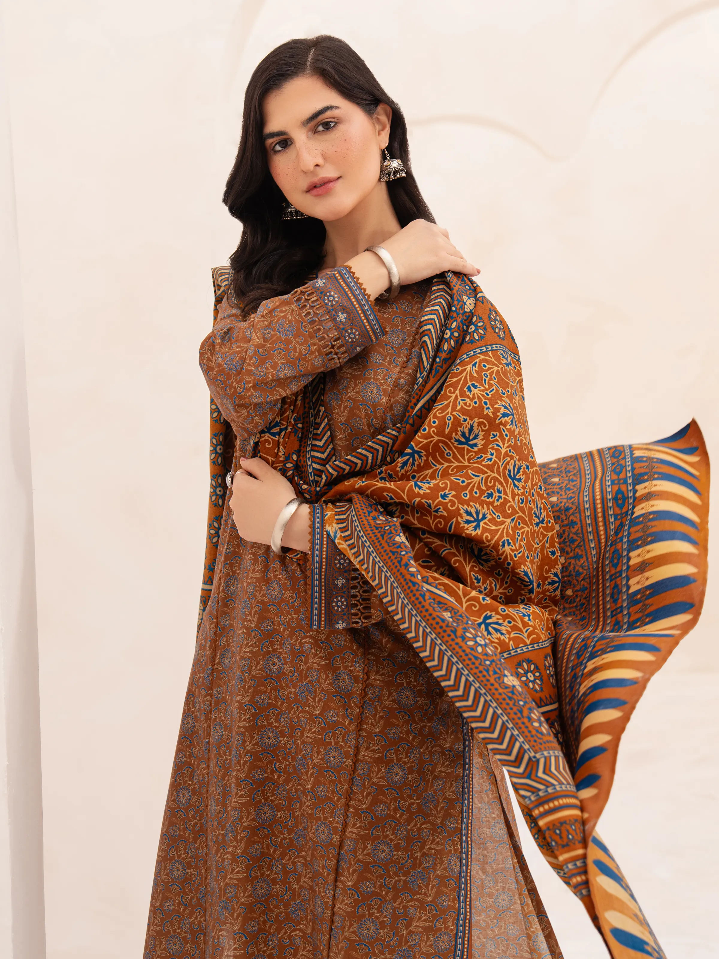 Unstitched Printed Khaddar Suit - EWU24M3-099 - Image 3