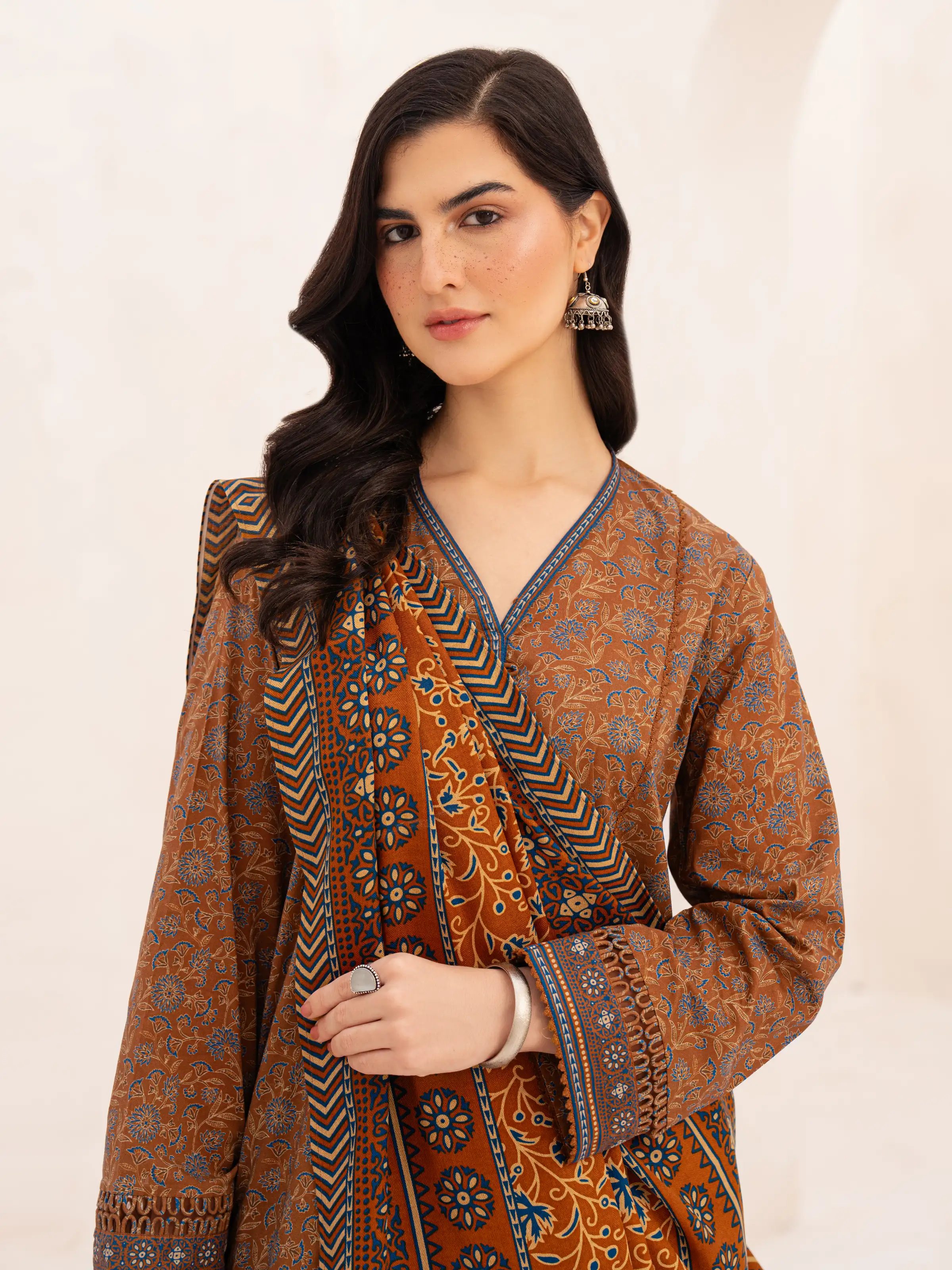 Unstitched Printed Khaddar Suit - EWU24M3-099 - Image 4
