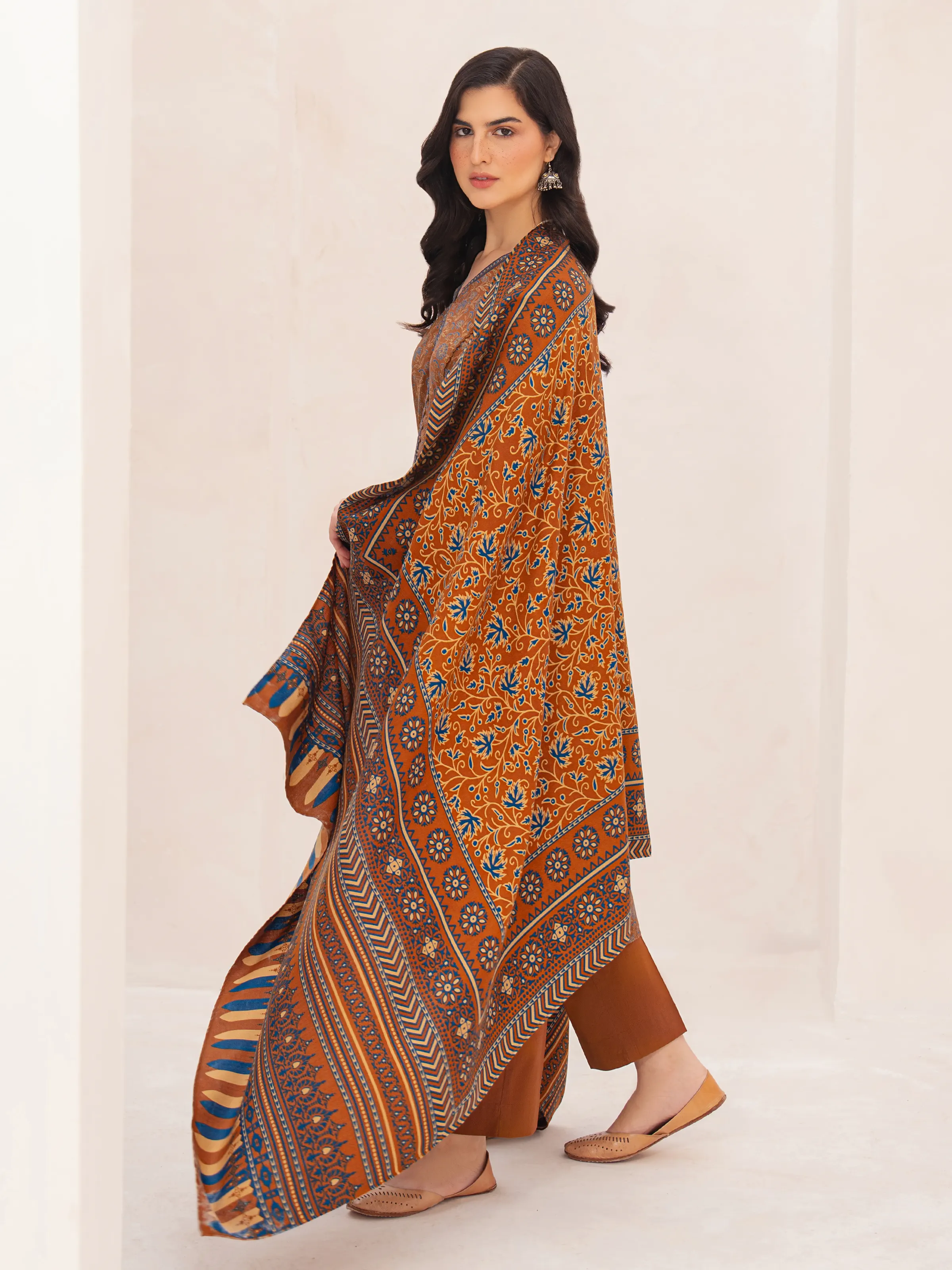 Unstitched Printed Khaddar Suit - EWU24M3-099 - Image 5