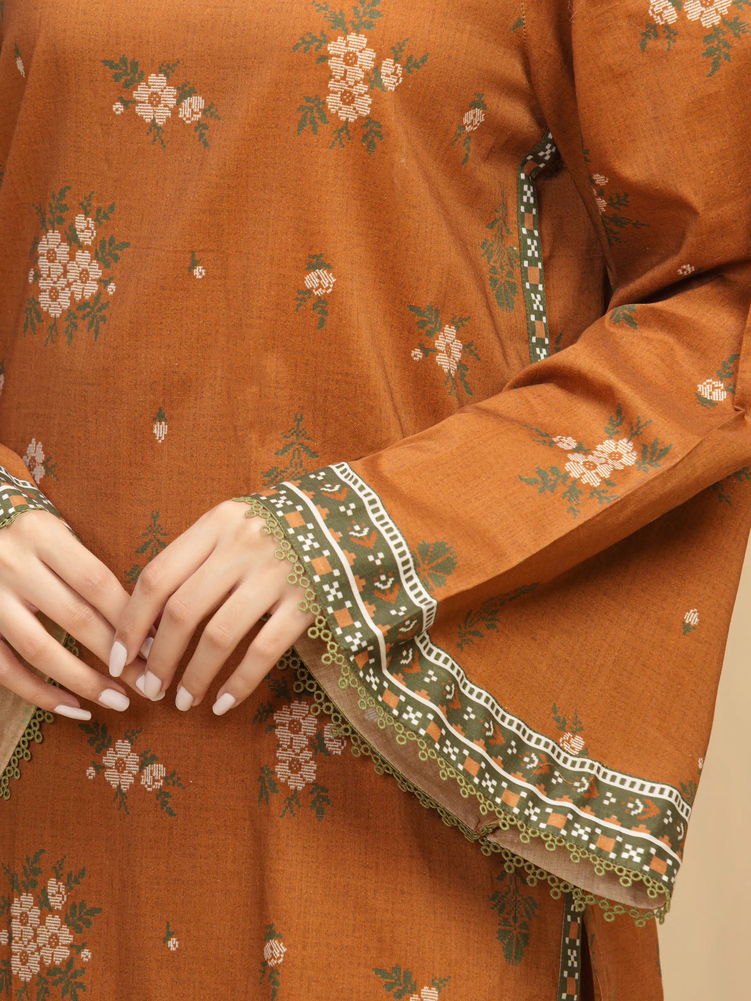 Unstitched Printed Khaddar Suit - EWU5A3-36010-3P - Image 3