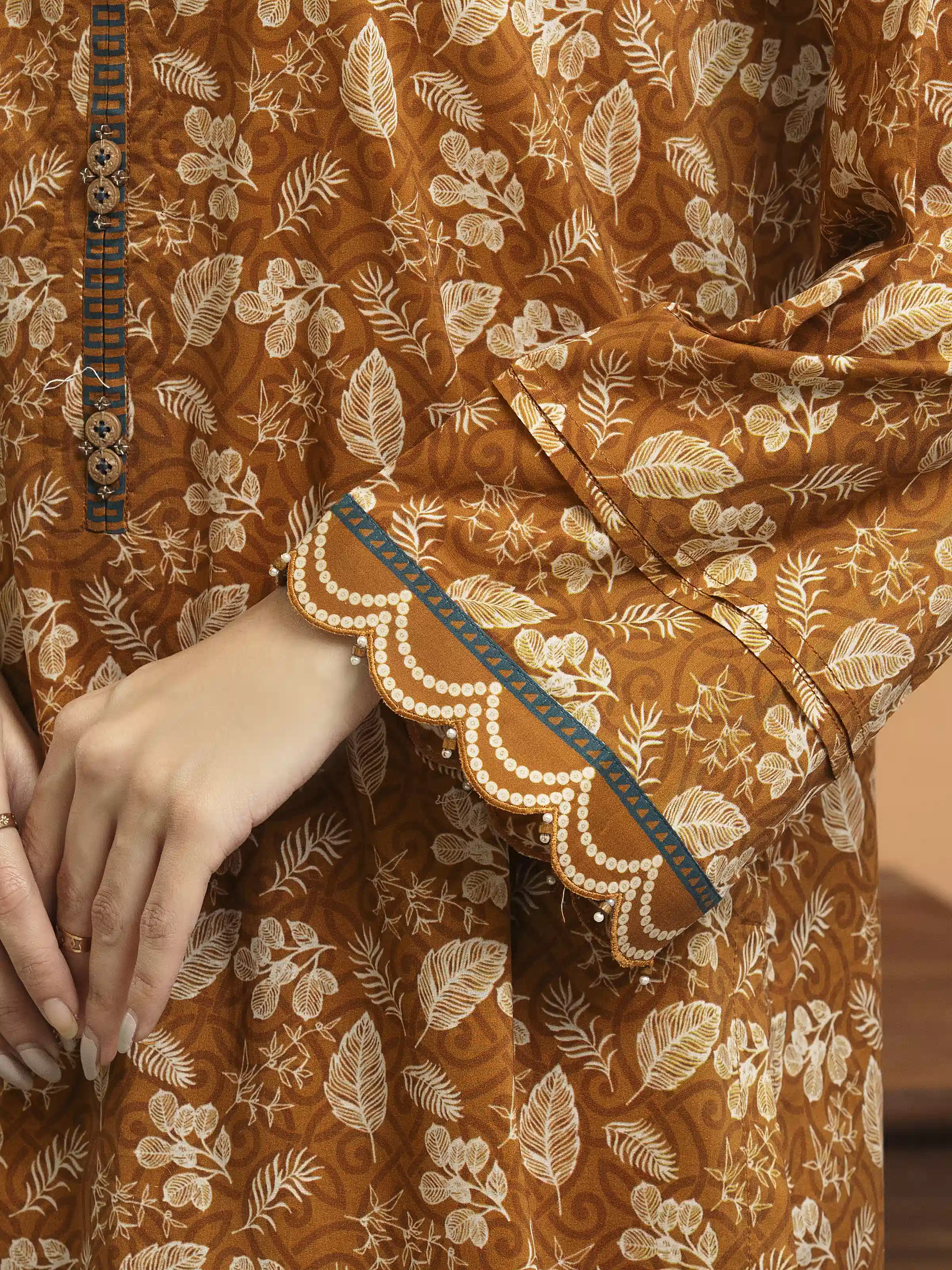 Unstitched Printed Lawn Suit - EWU5A1-35187-3P - Image 3