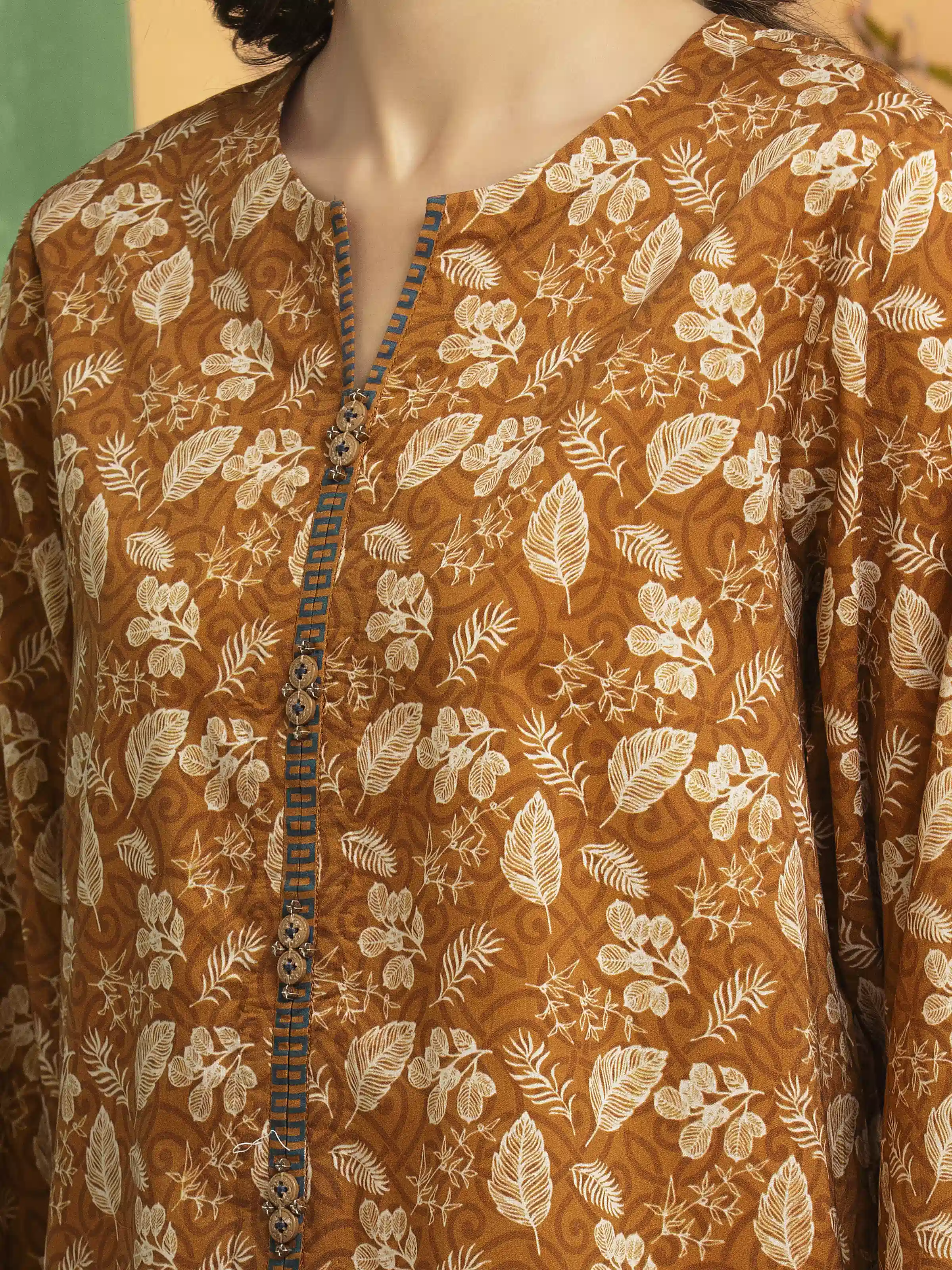 Unstitched Printed Lawn Suit - EWU5A1-35187-3P - Image 4