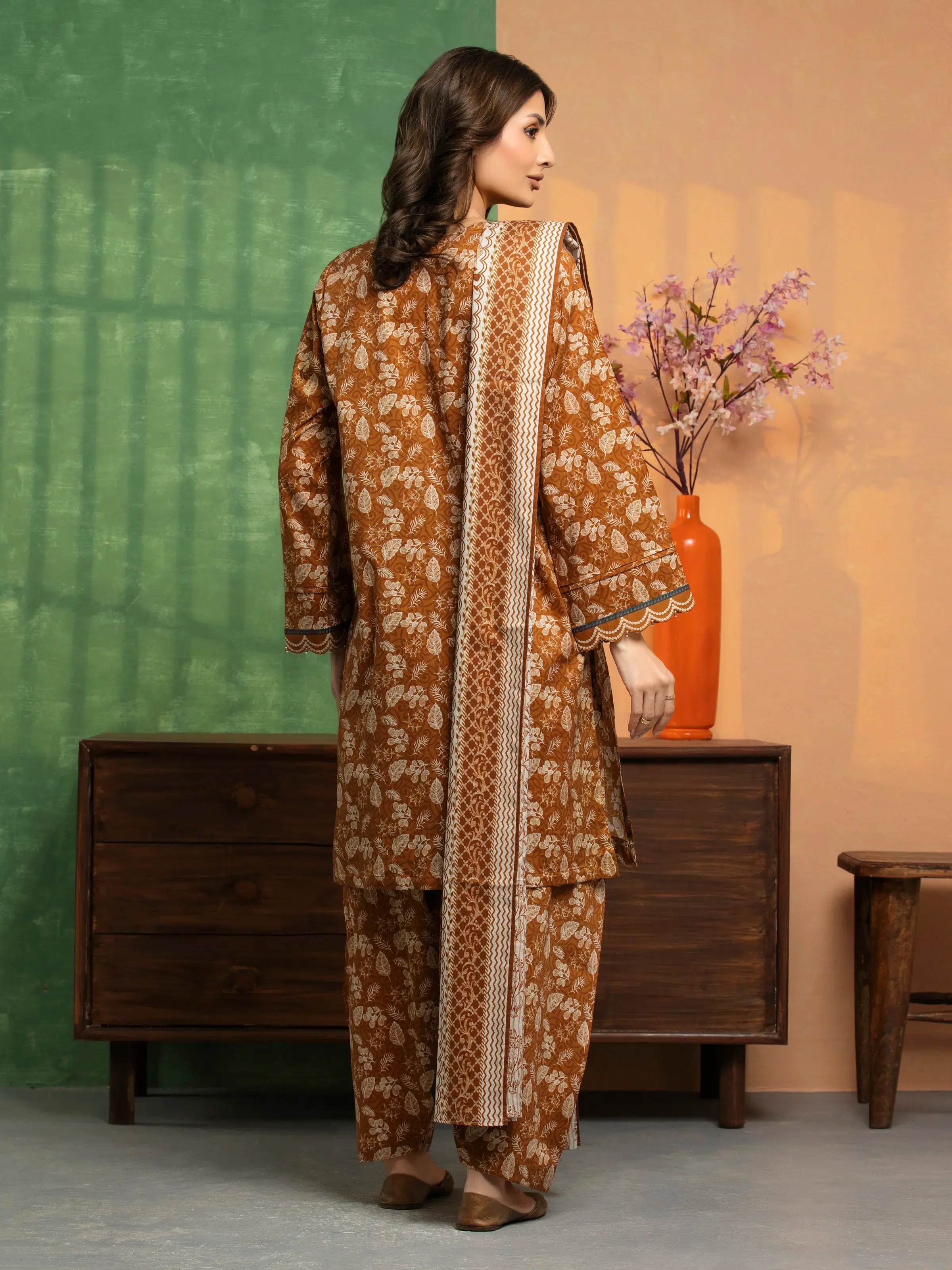Unstitched Printed Lawn Suit - EWU5A1-35187-3P - Image 5