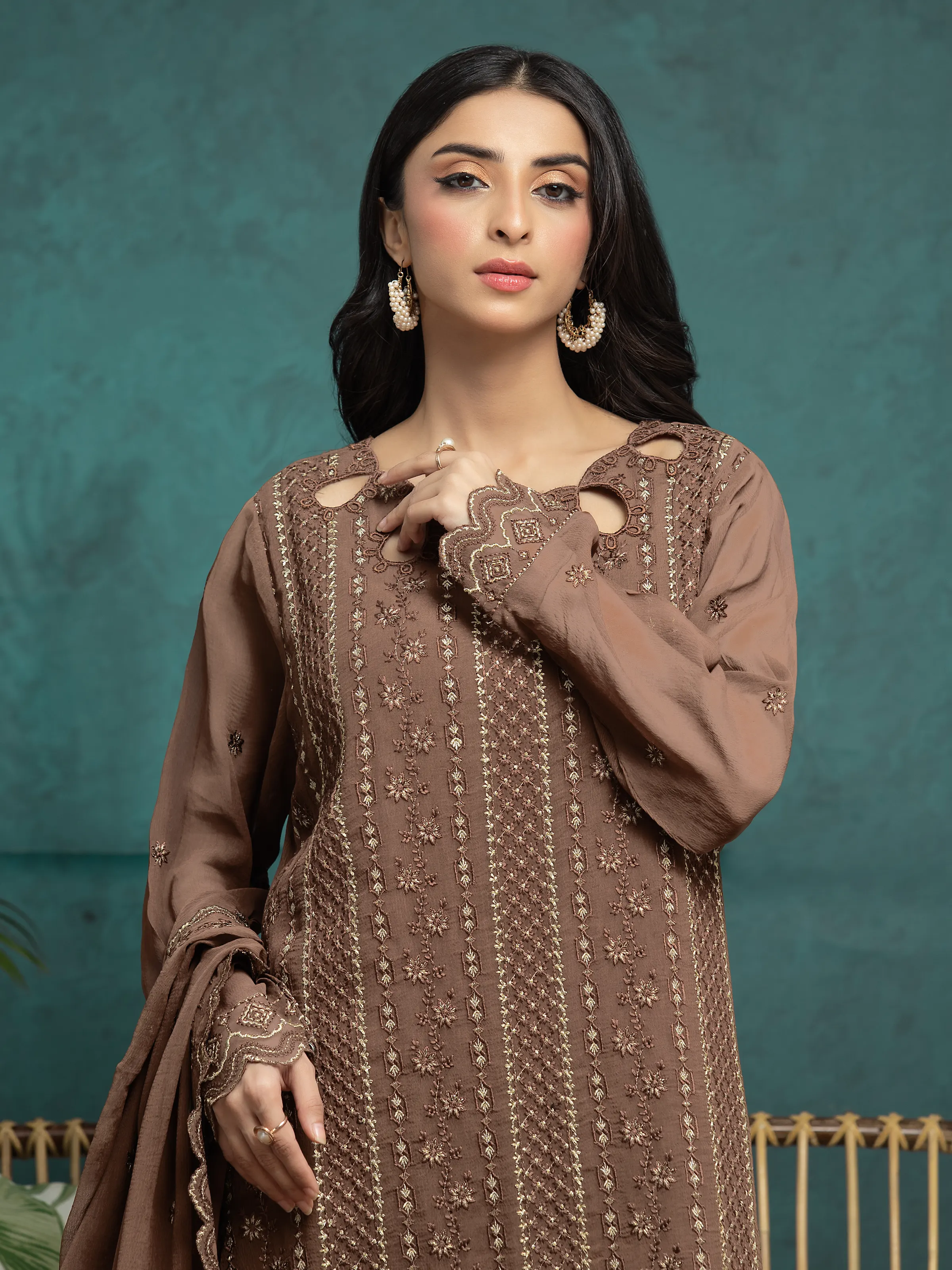 Unstitched Embroidered Chiffon Suit - EWU24V5-30325-3P - Image 3