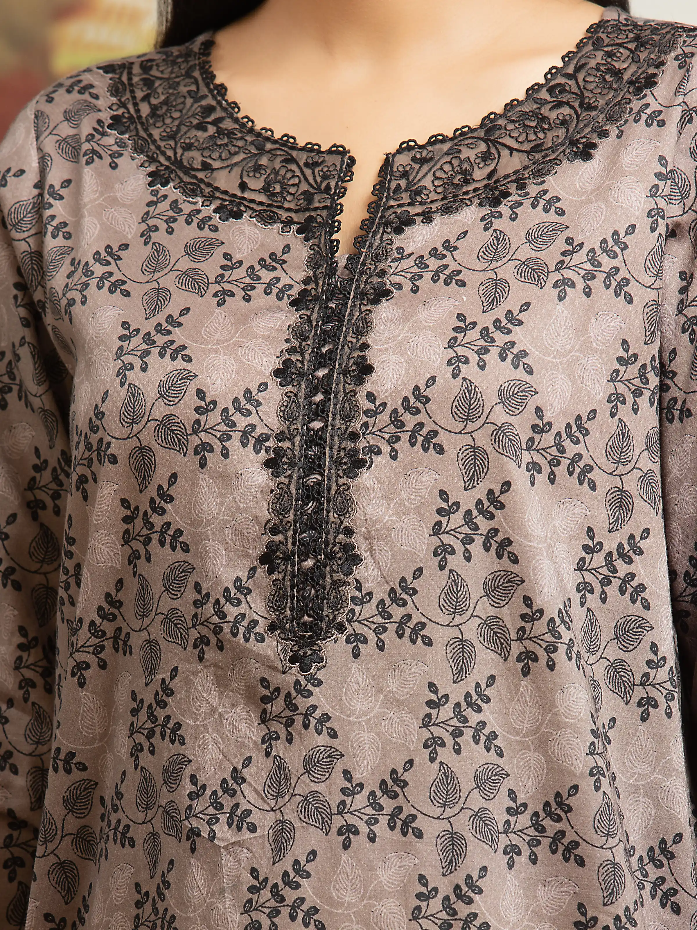Unstitched Embroidered Dobby Shirt - EWU24V7-30170S - Image 4