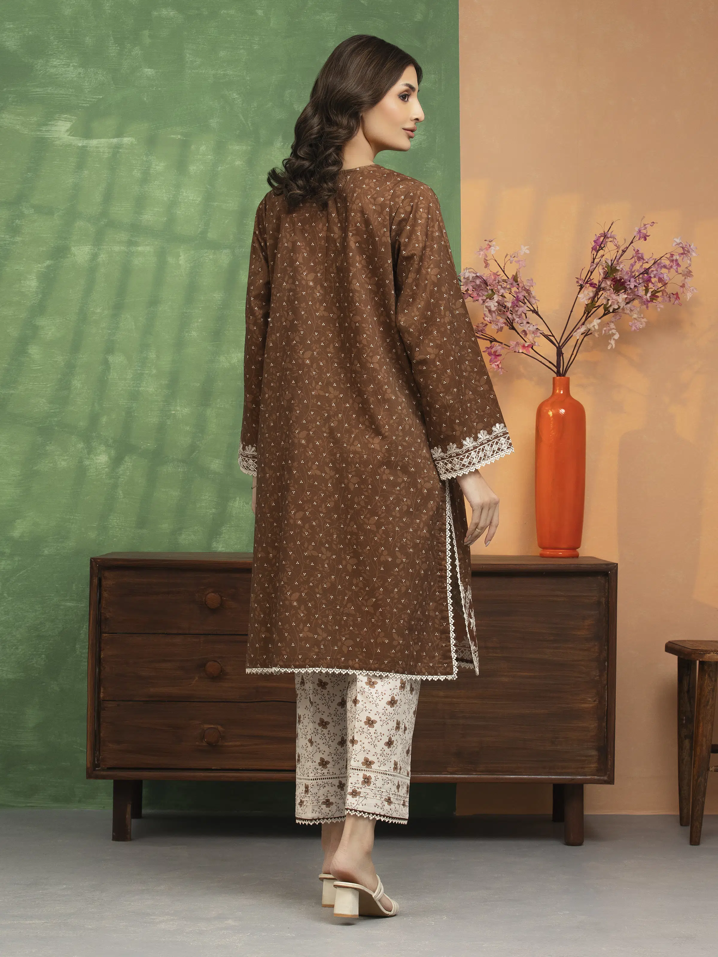 Unstitched Embroidered Lawn Shirt Trouser - EWU5V1-31466ST - Image 5