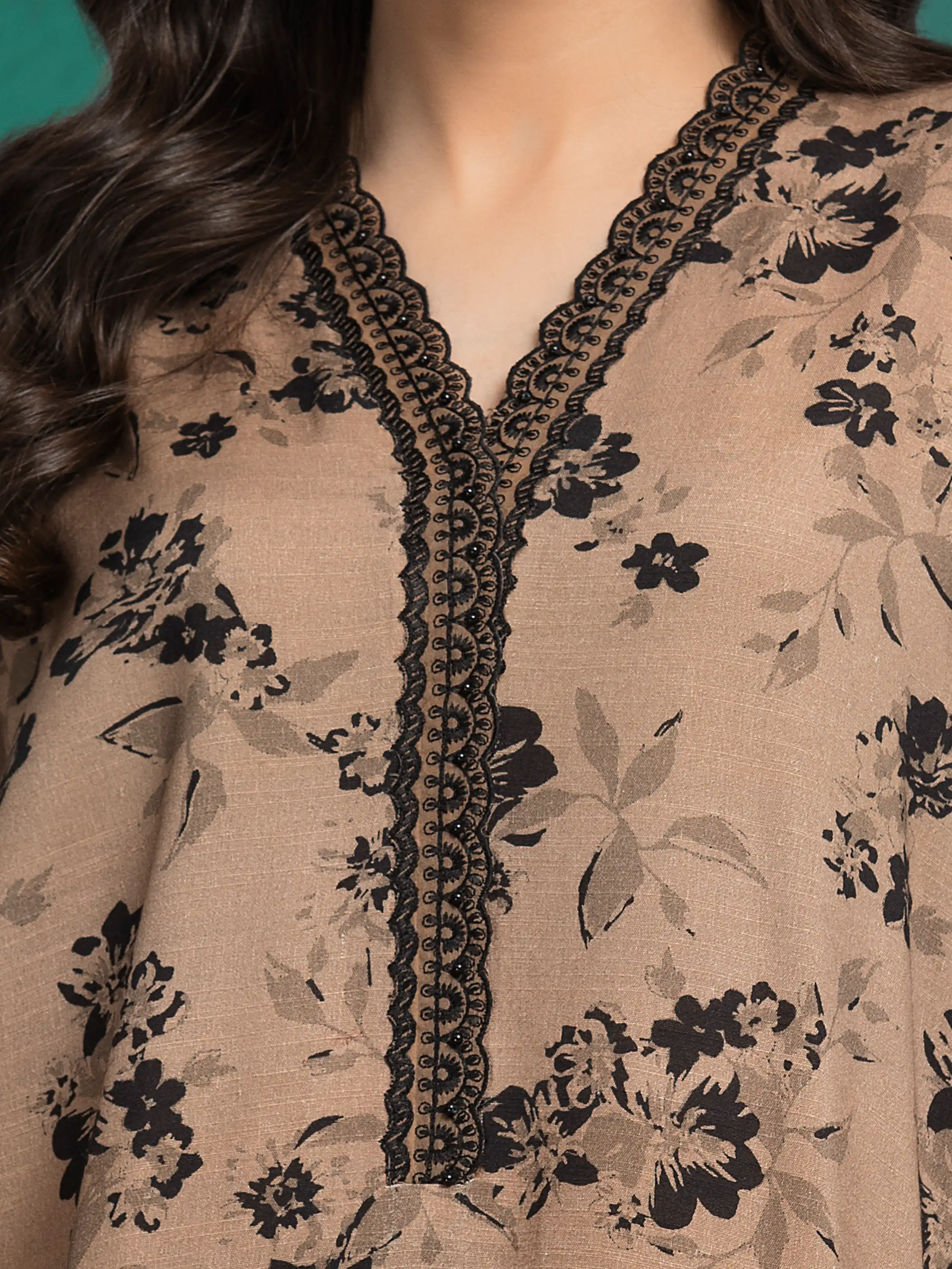 Unstitched Embroidered Raw Silk Suit - EWU5V16-30375-3P - Image 4