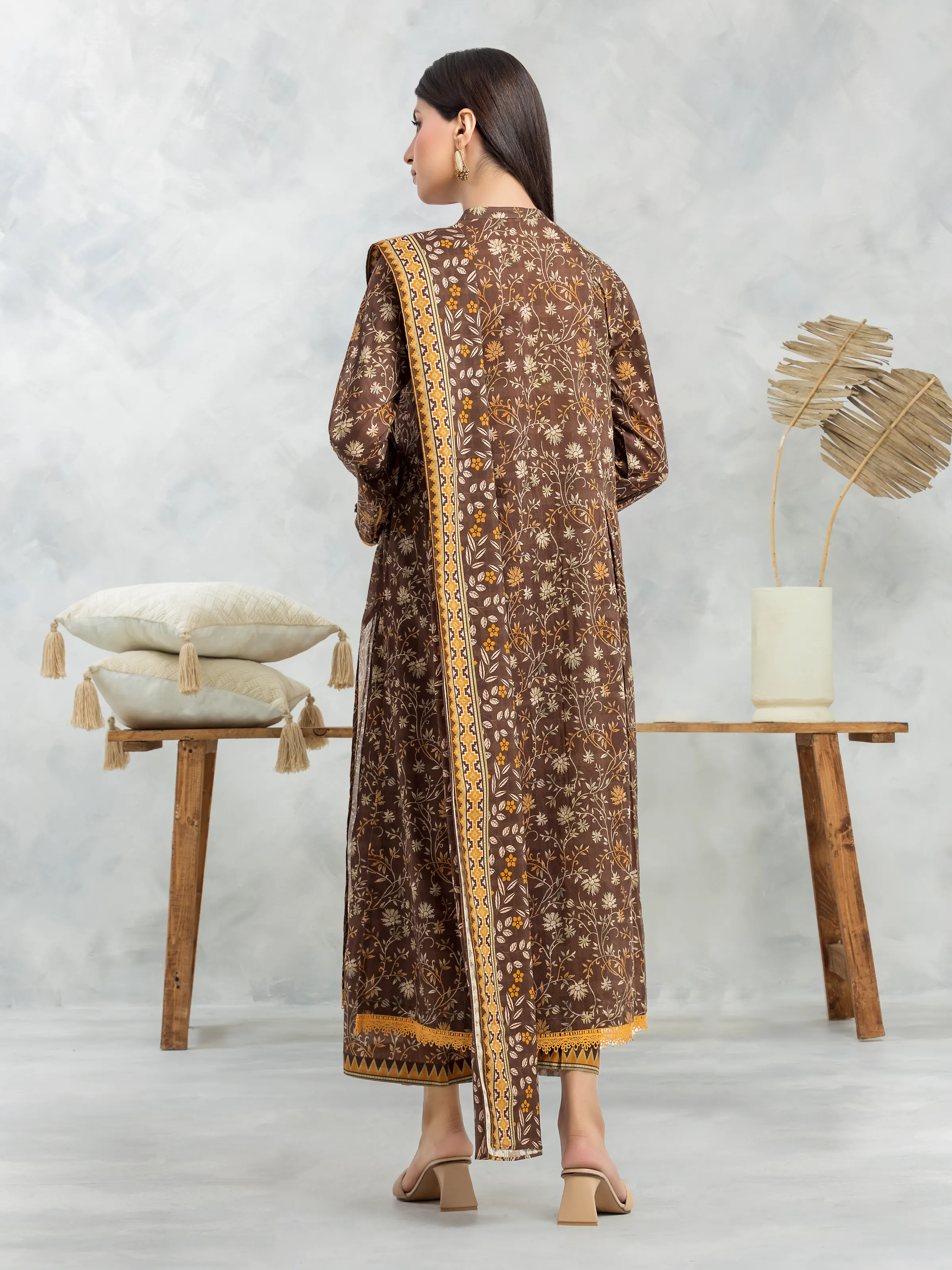 Unstitched Printed Cambric Suit - EWU24A2-29280-3P - Image 4
