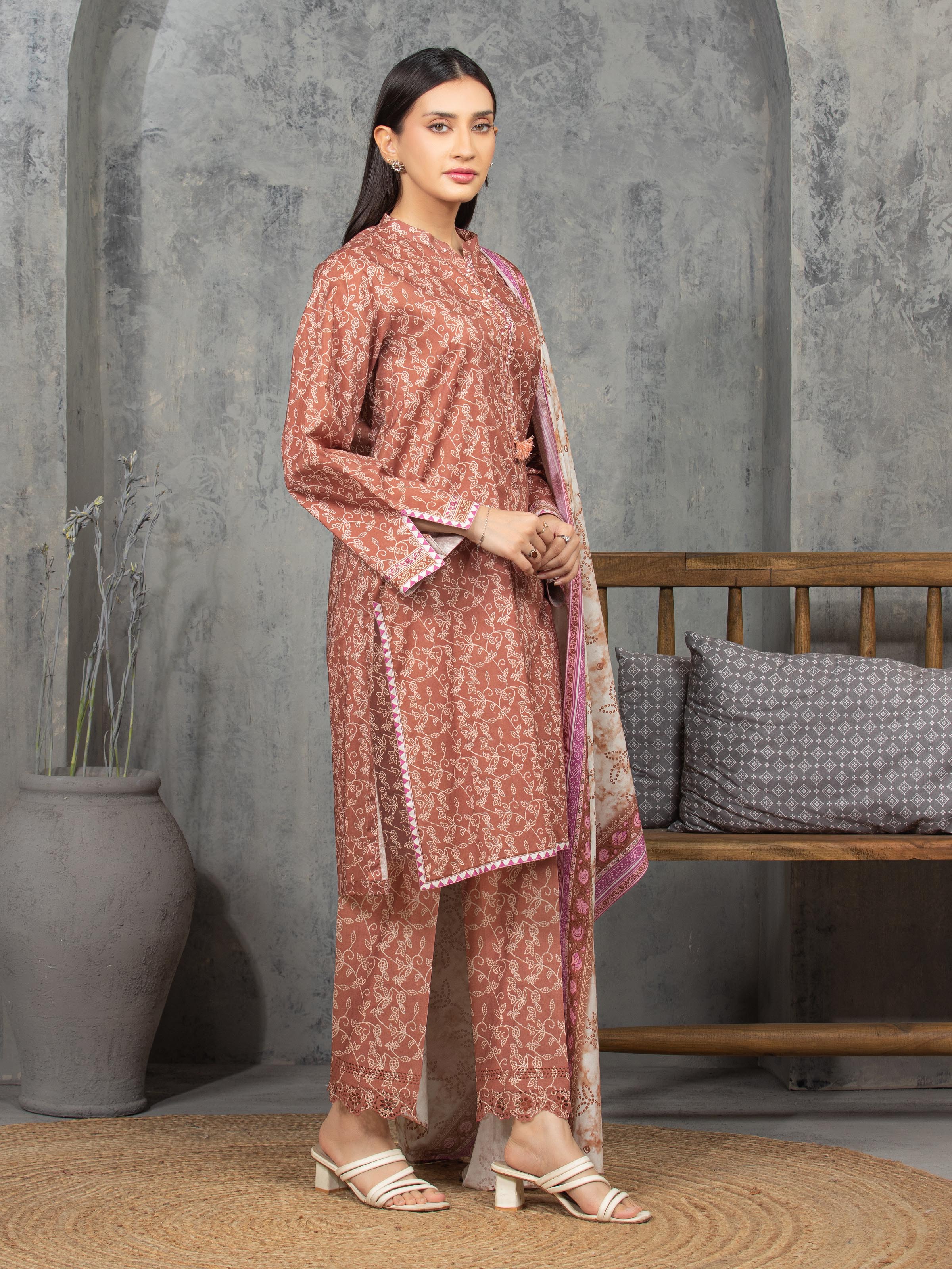 Unstitched Printed Cambric Suit - EWU5A2-35835-3P - Image 5