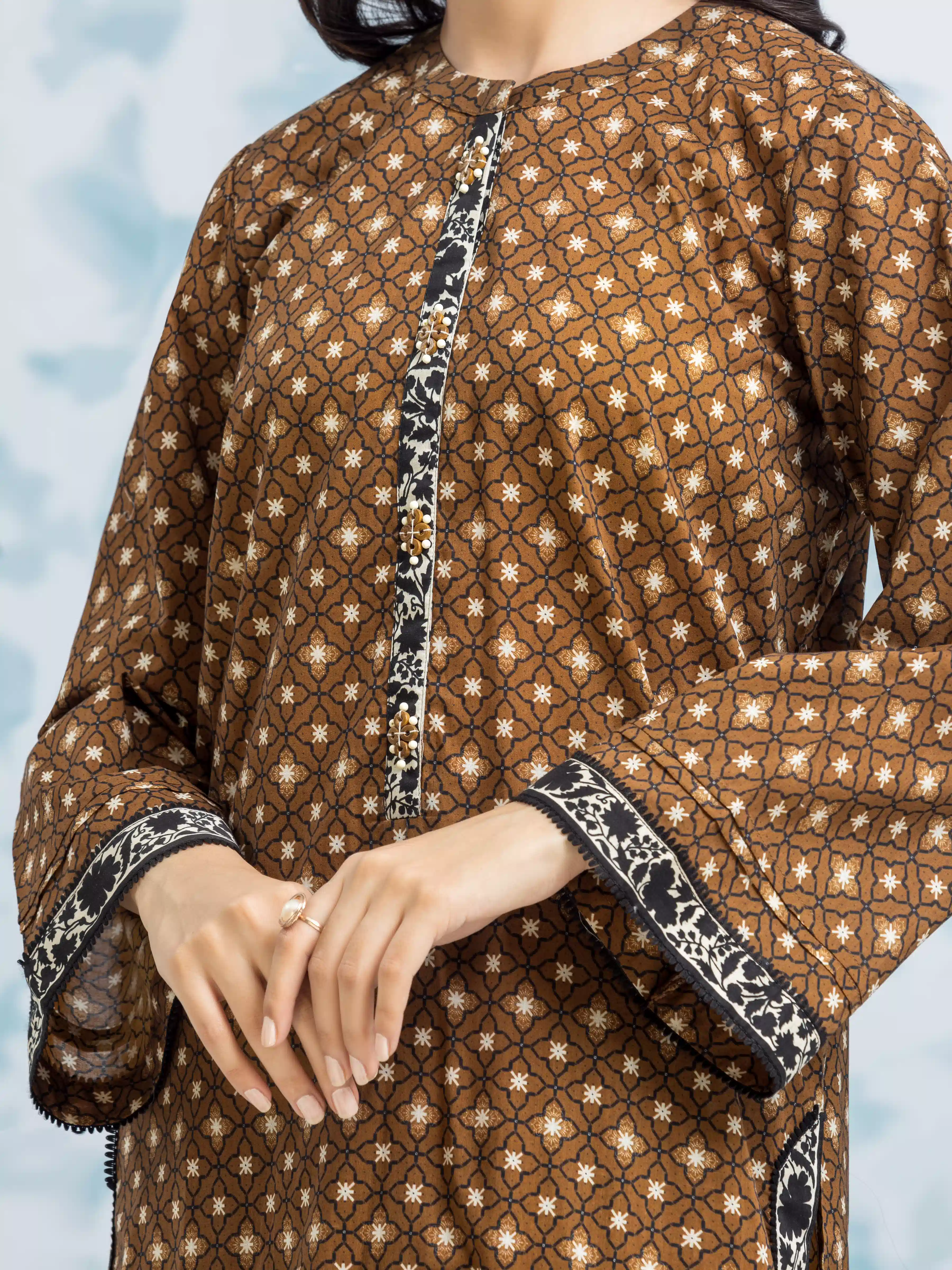 Unstitched Printed Khaddar Suit - EWU24A3-28114-3P - Image 6