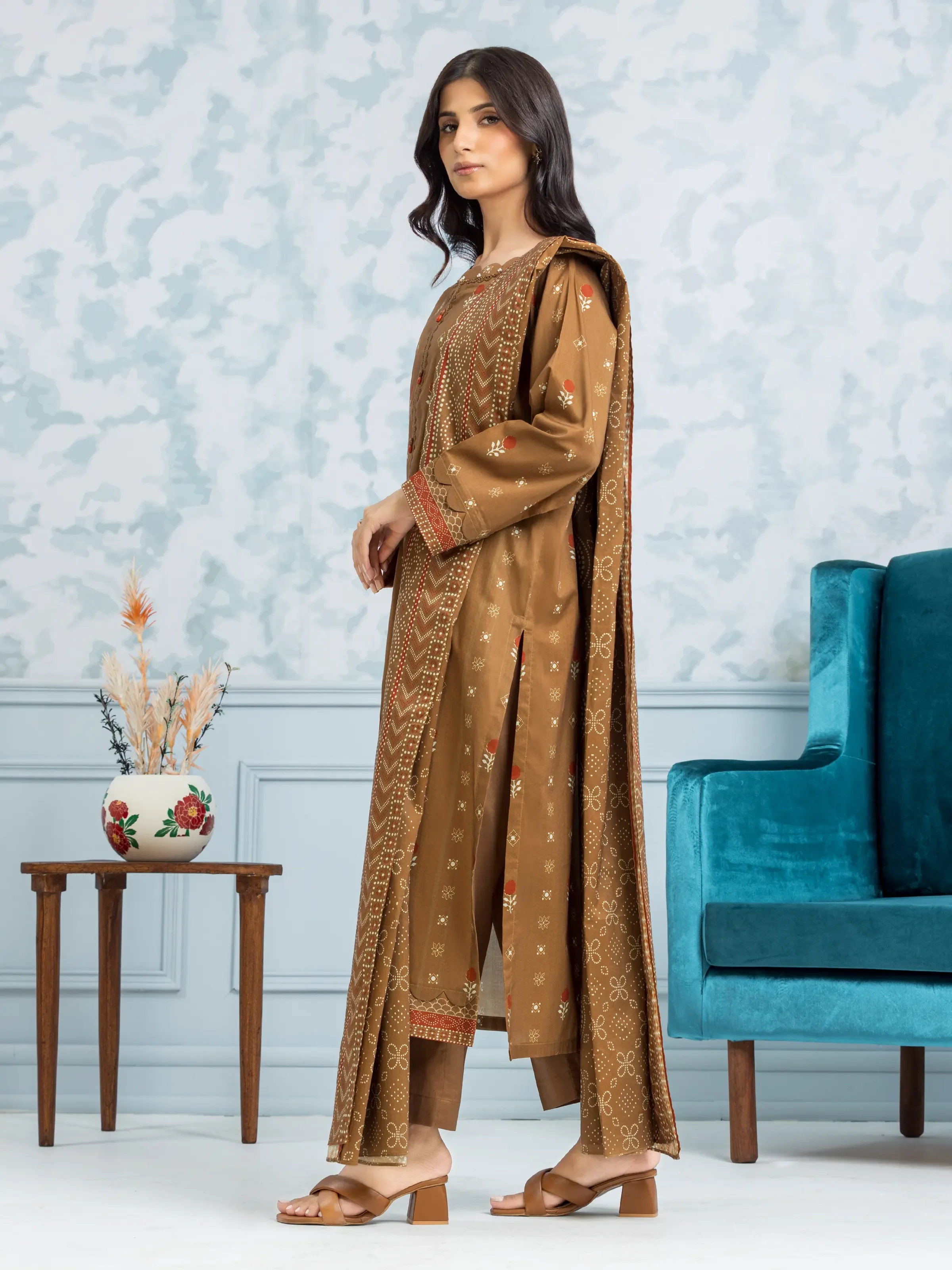 Unstitched Printed Khaddar Suit - EWU24A3-29323-3P - Image 4