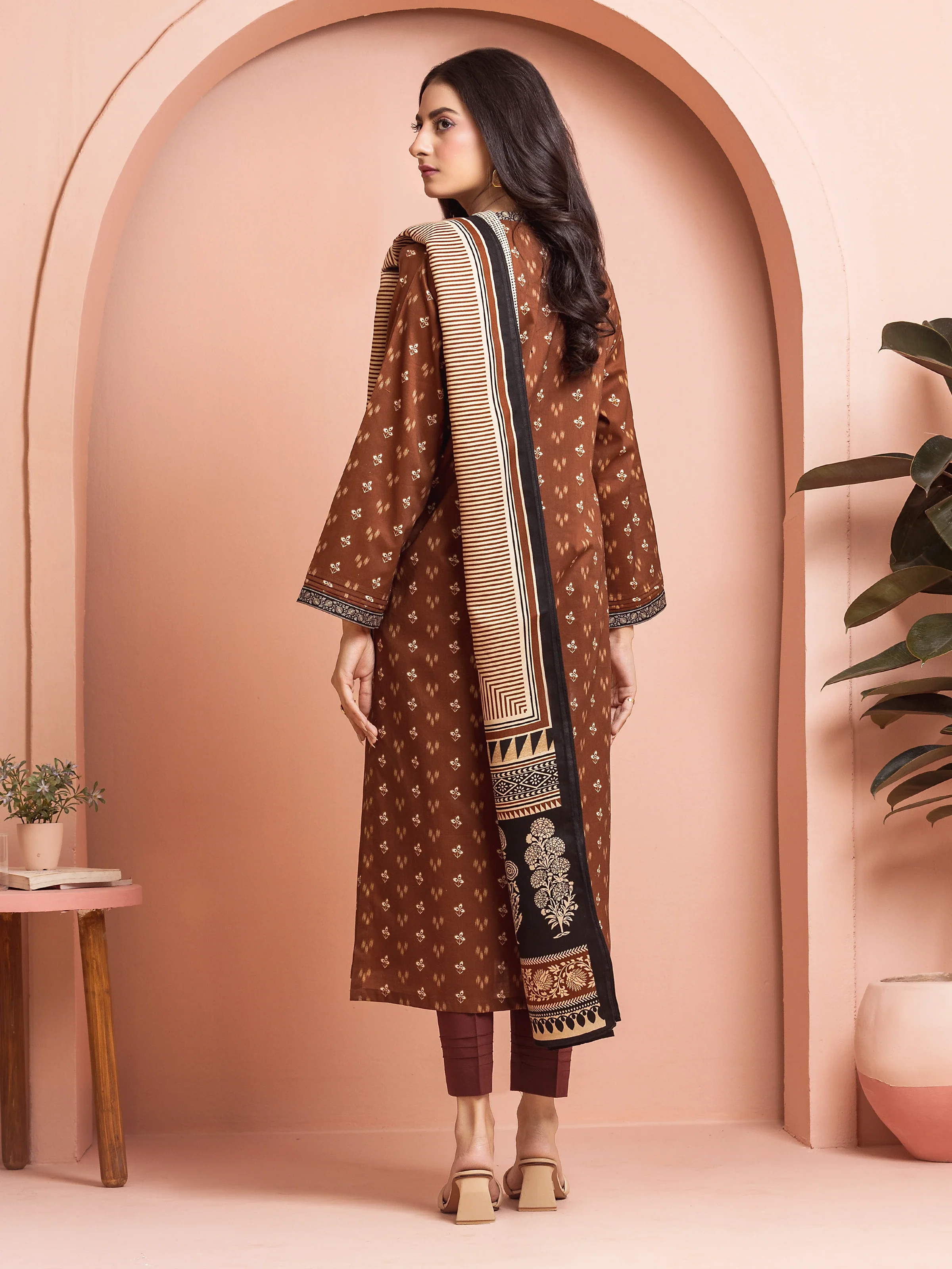 Unstitched Printed Khaddar Suit - EWU24M3-115 - Image 2