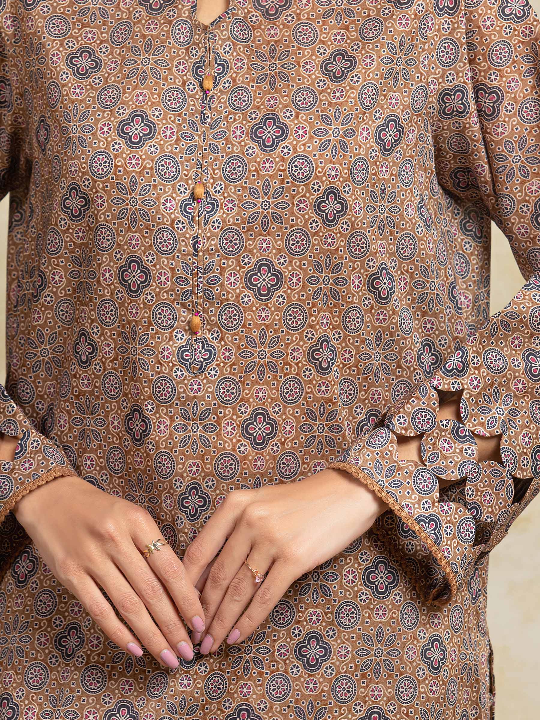 Unstitched Printed Khaddar Suit - EWU5A3-35919-3P - Image 3