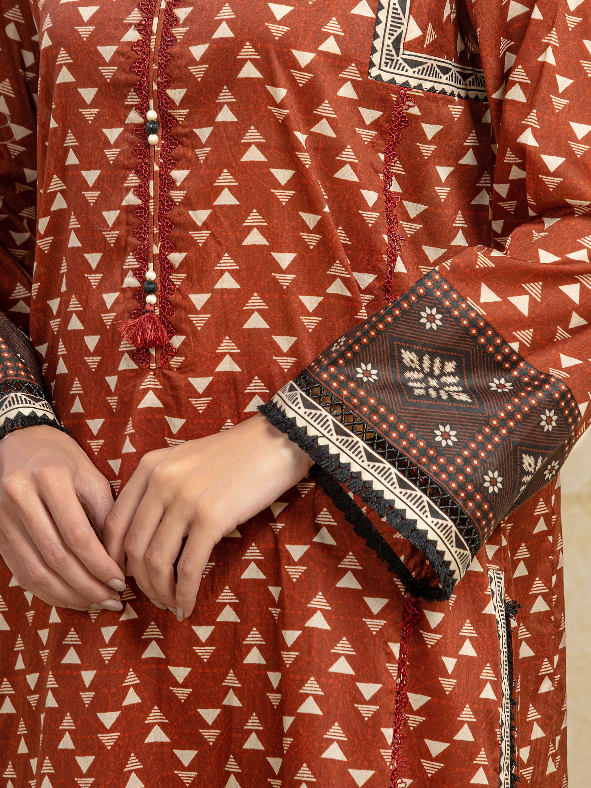 Unstitched Printed Khaddar Suit - EWU5A3-35929-3P - Image 3