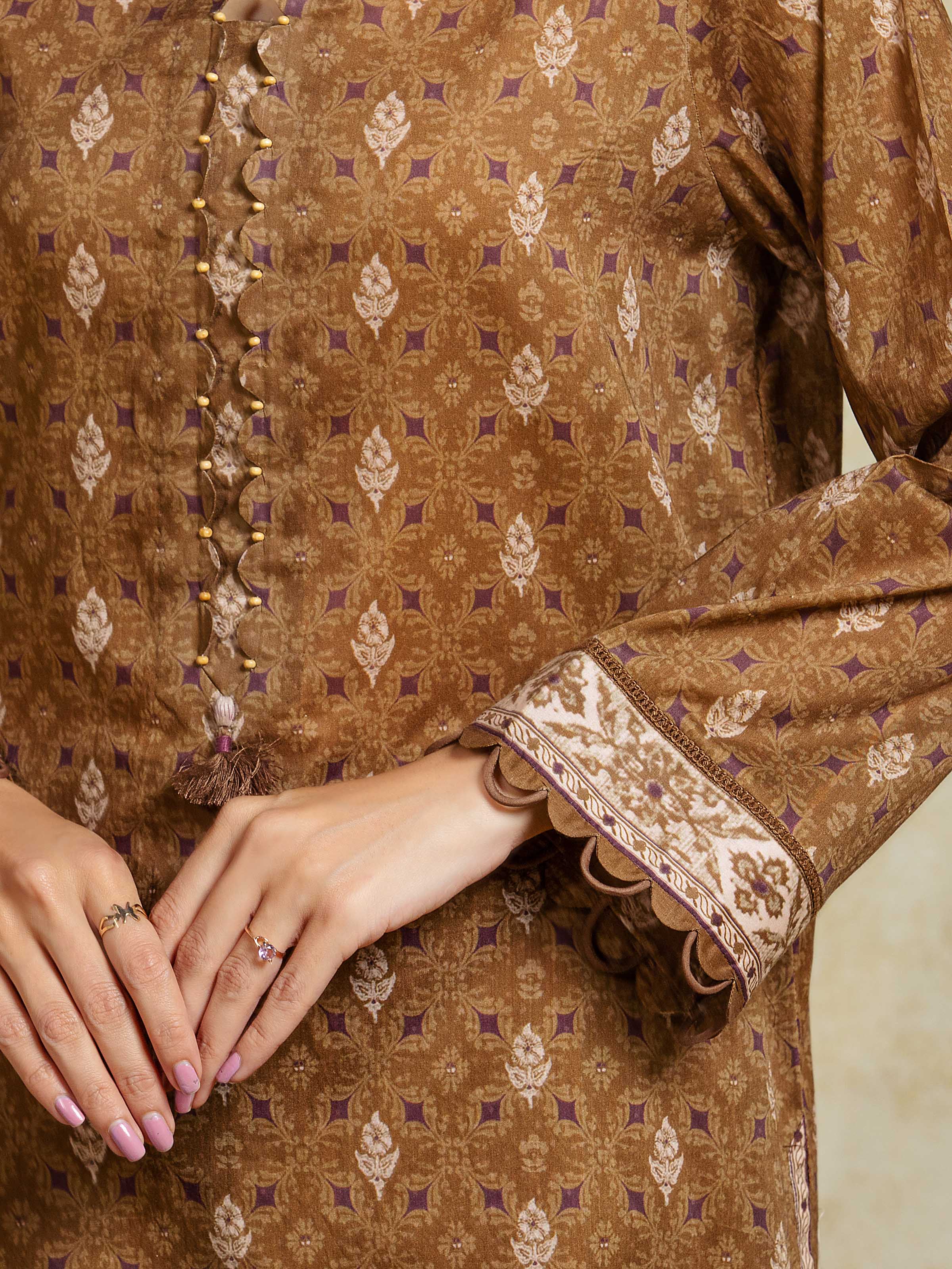 Unstitched Printed Khaddar Suit - EWU5A3-35942-3P - Image 3