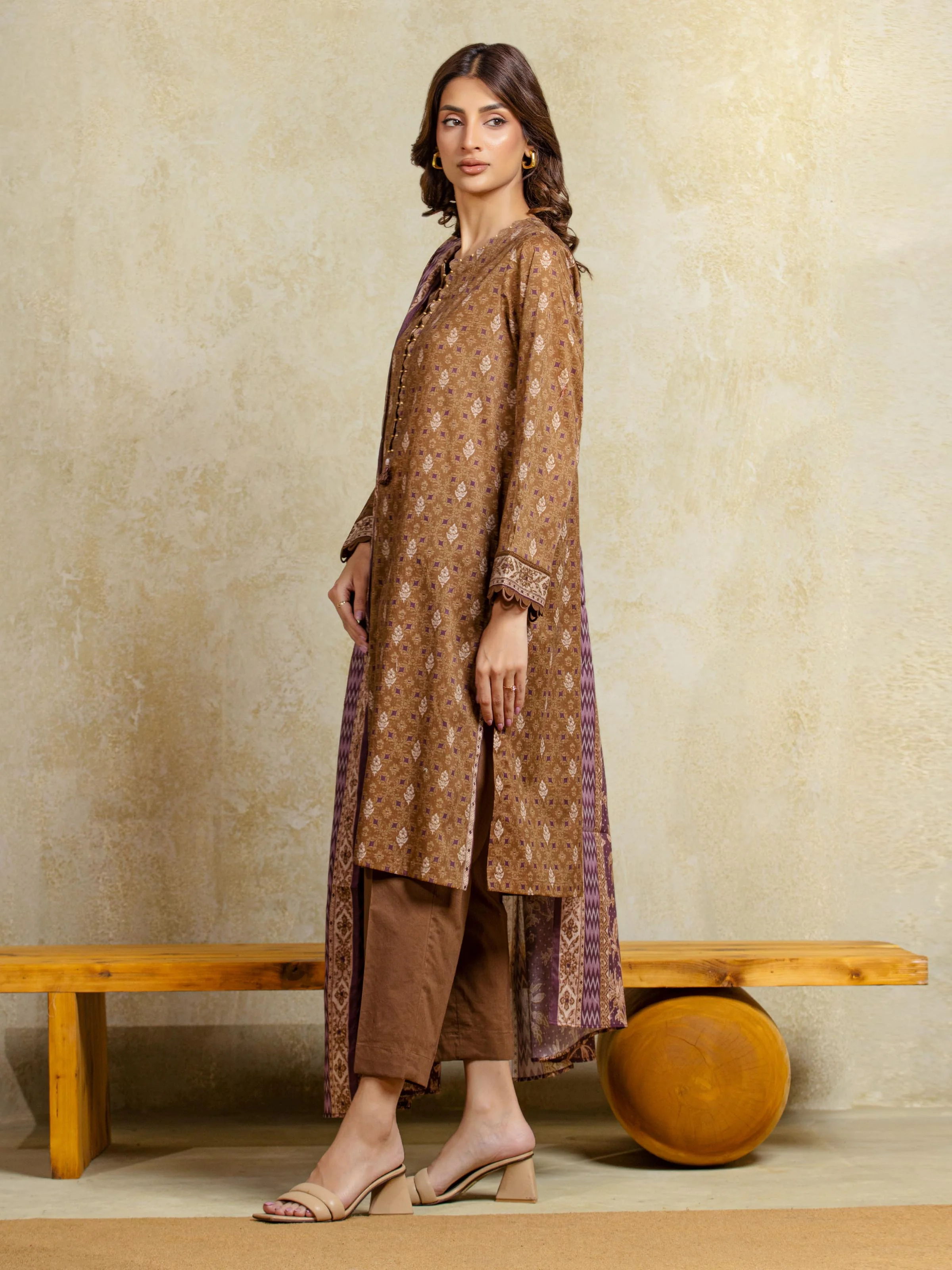 Unstitched Printed Khaddar Suit - EWU5A3-35942-3P - Image 5