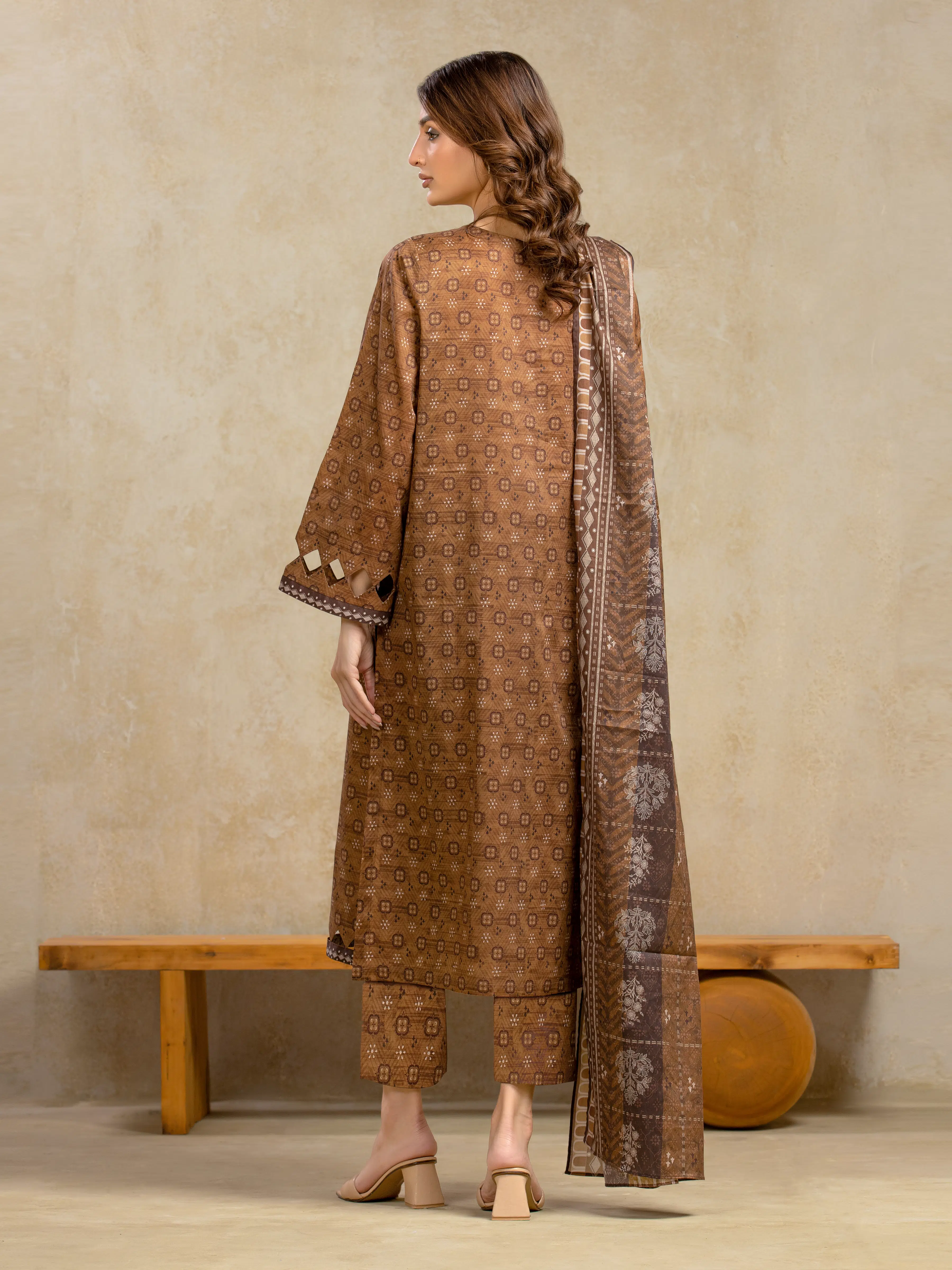 Unstitched Printed Khaddar Suit - EWU5A3-36099-3P - Image 6