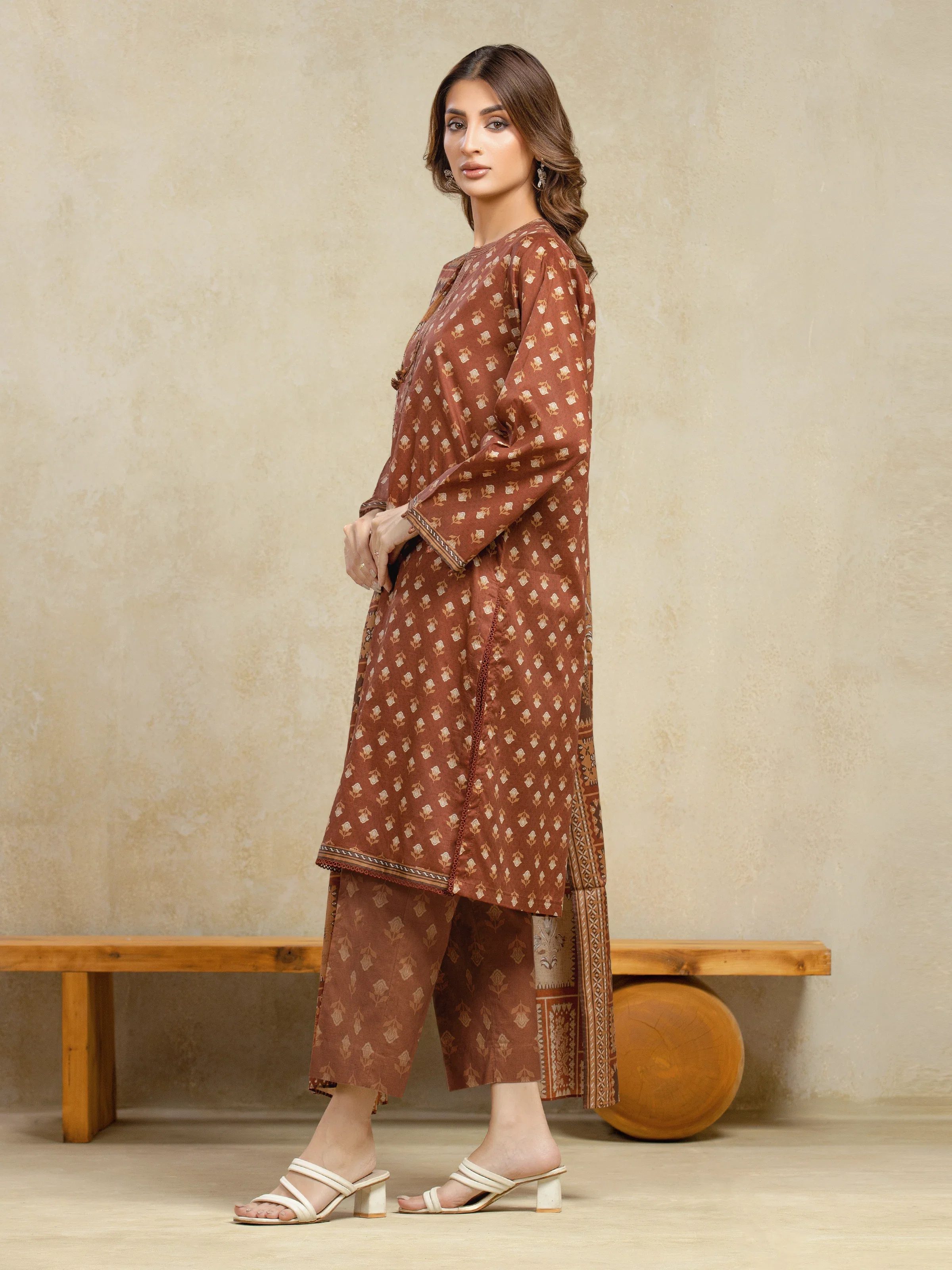 Unstitched Printed Khaddar Suit - EWU5A3-36108-3P - Image 5