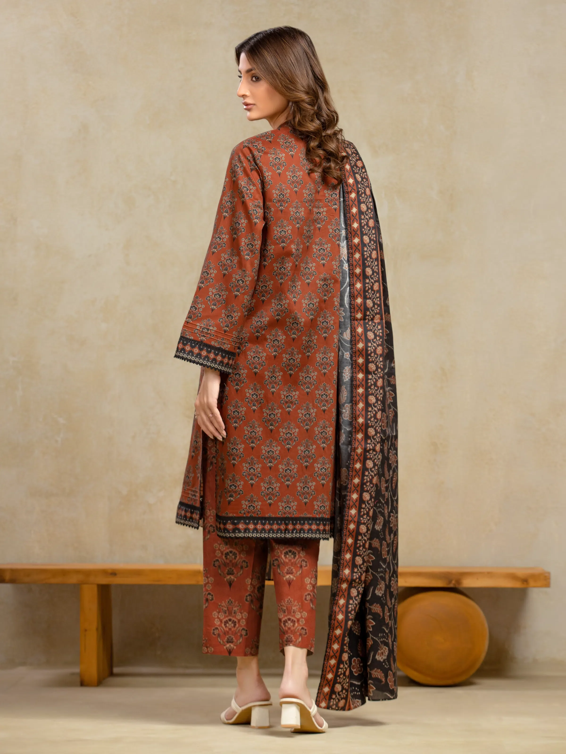 Unstitched Printed Khaddar Suit - EWU5A3-36117-3P - Image 6