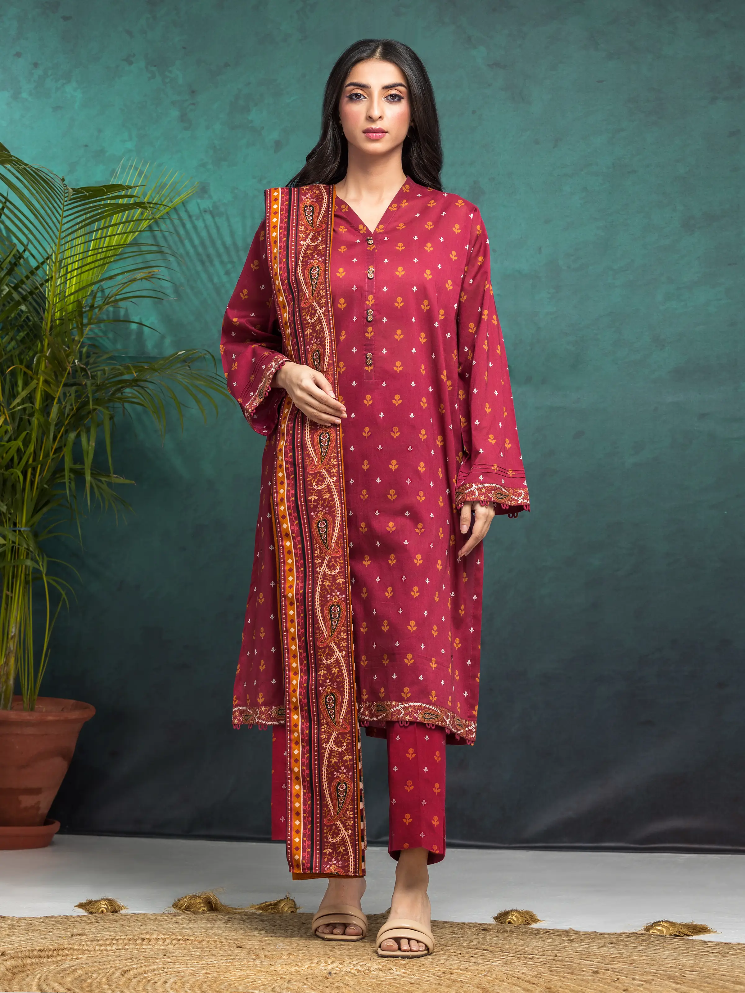 Unstitched Printed Khaddar Shirt Dupatta - EWU24M3-079SD