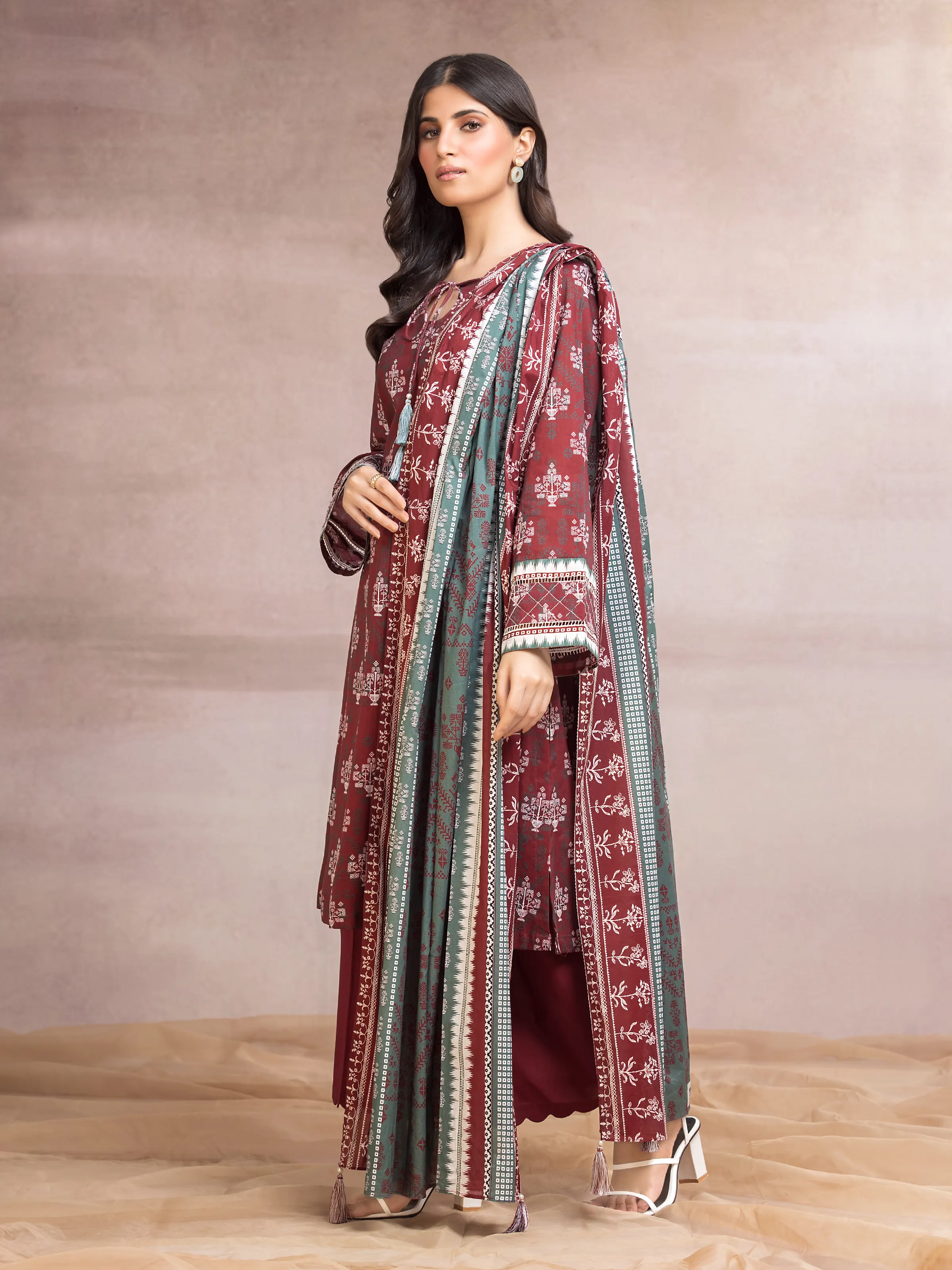 Unstitched Printed Khaddar Suit - EWU24A3-27095-3P - Image 2