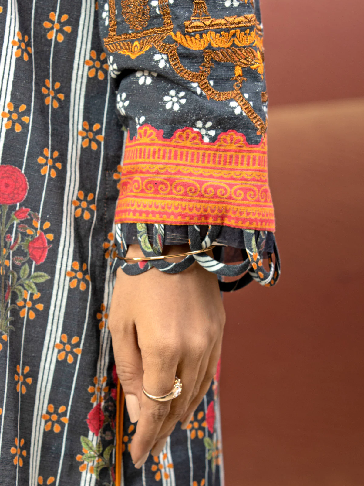 Unstitched Embroidered Cotton Shirt - EWU22V9-25043A - Image 6