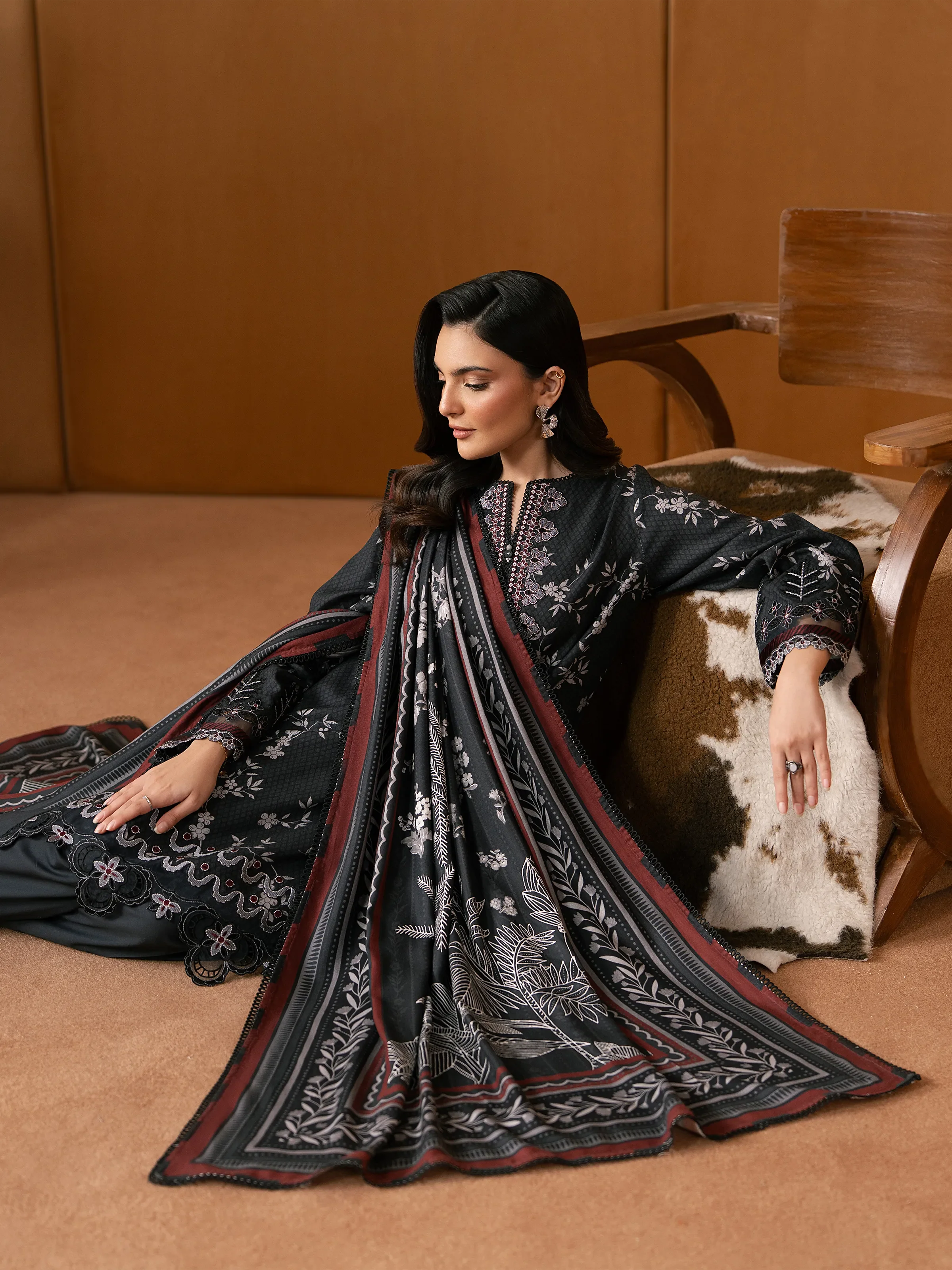 Unstitched Embroidered Twill Viscose Suit - EWU5V20-32085-3P - Image 2