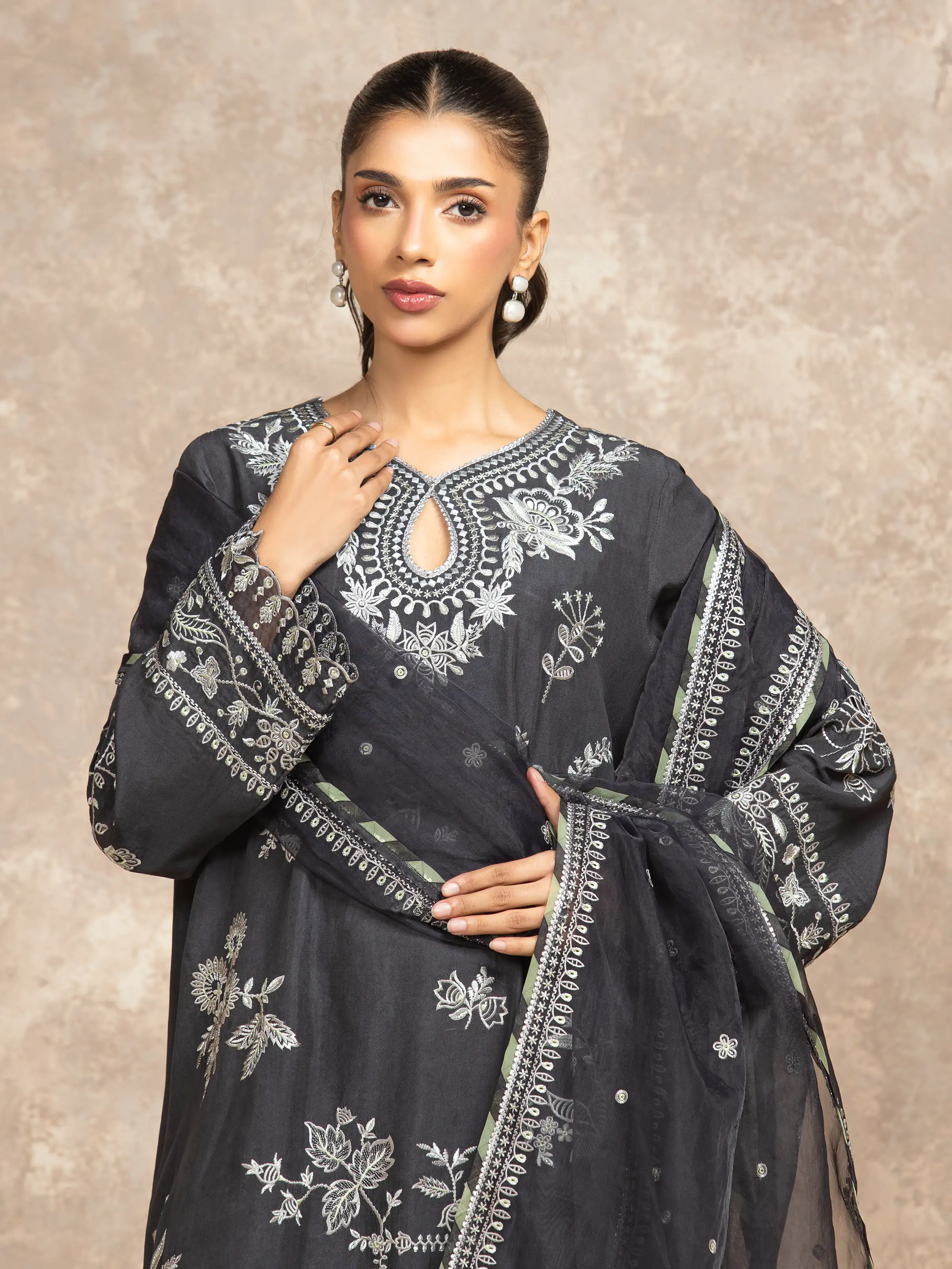 Unstitched Embroidered Viscose Suit - EWU5V19-32047-3P - Image 2