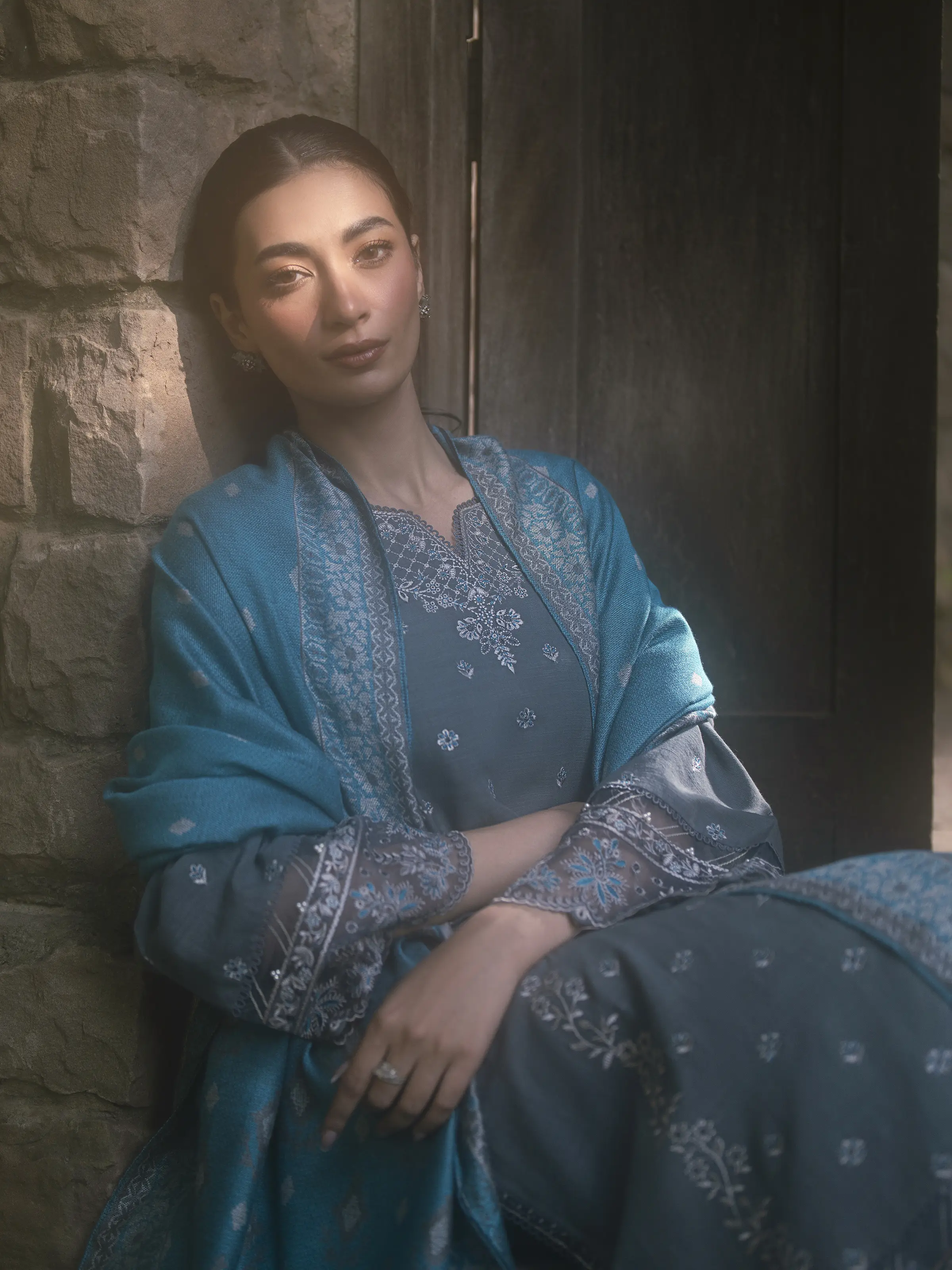 Unstitched Embroidered Marina Twill Suit - EWU24V14-30209-3P - Image 5