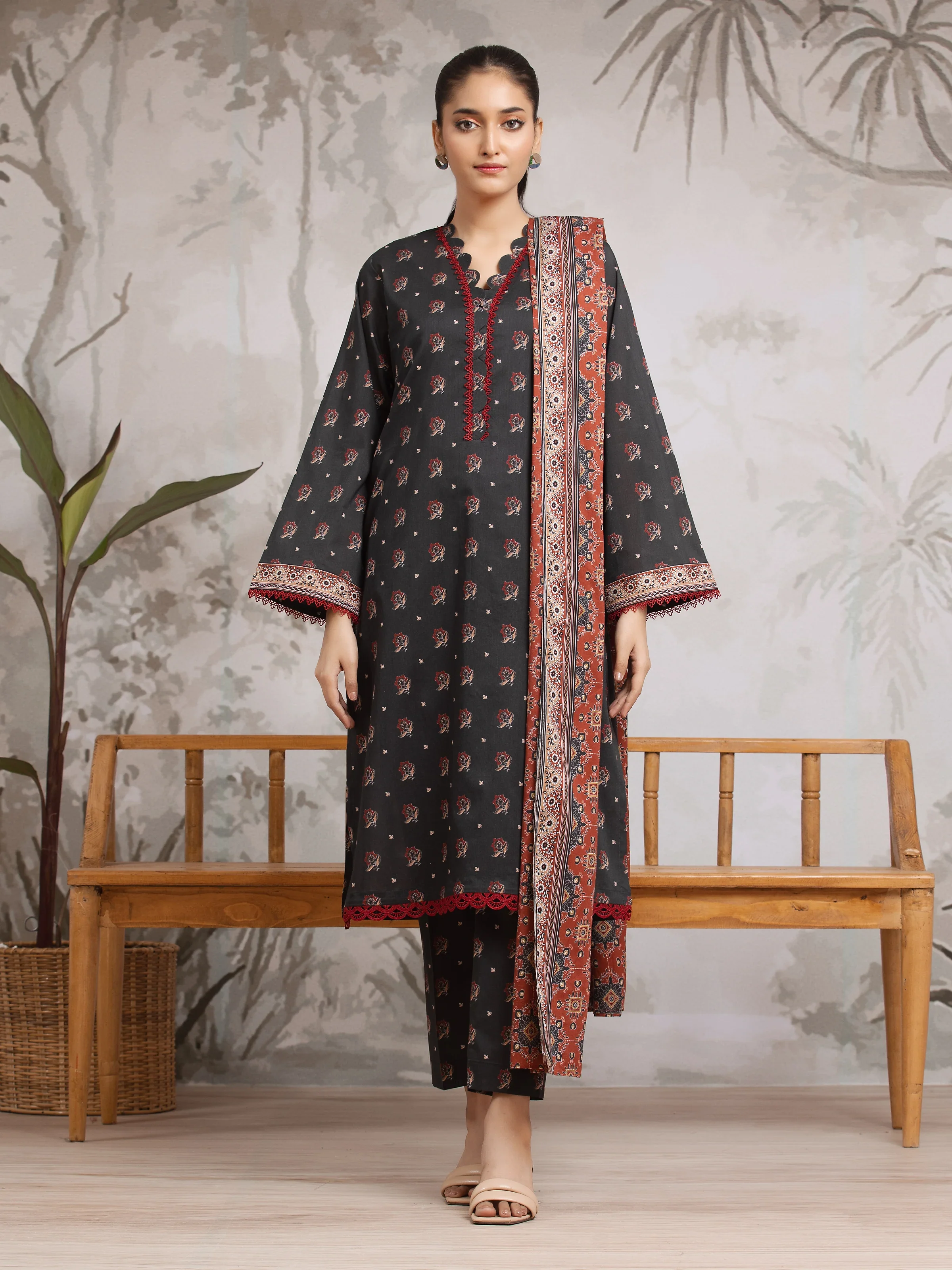 Unstitched Printed Khaddar Suit - EWU24A3-29802-3P